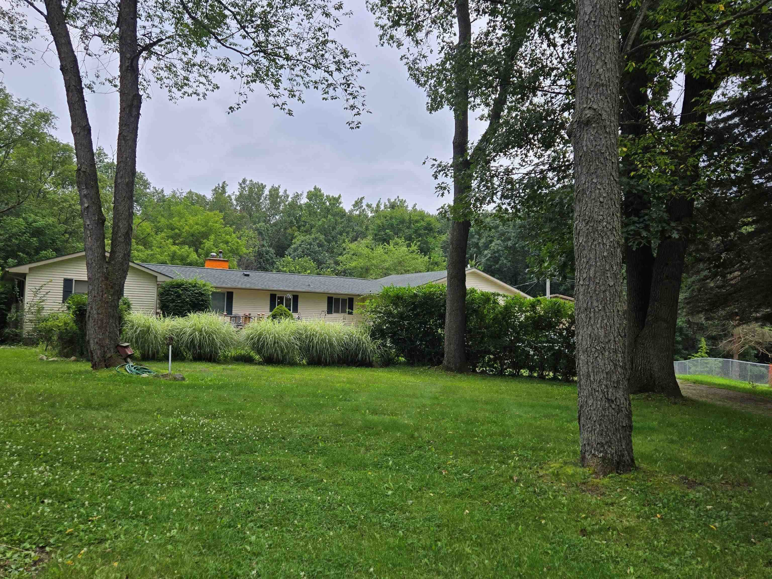 1640 Hendrie Road Road, Metamora, MI 48455 — front exterior