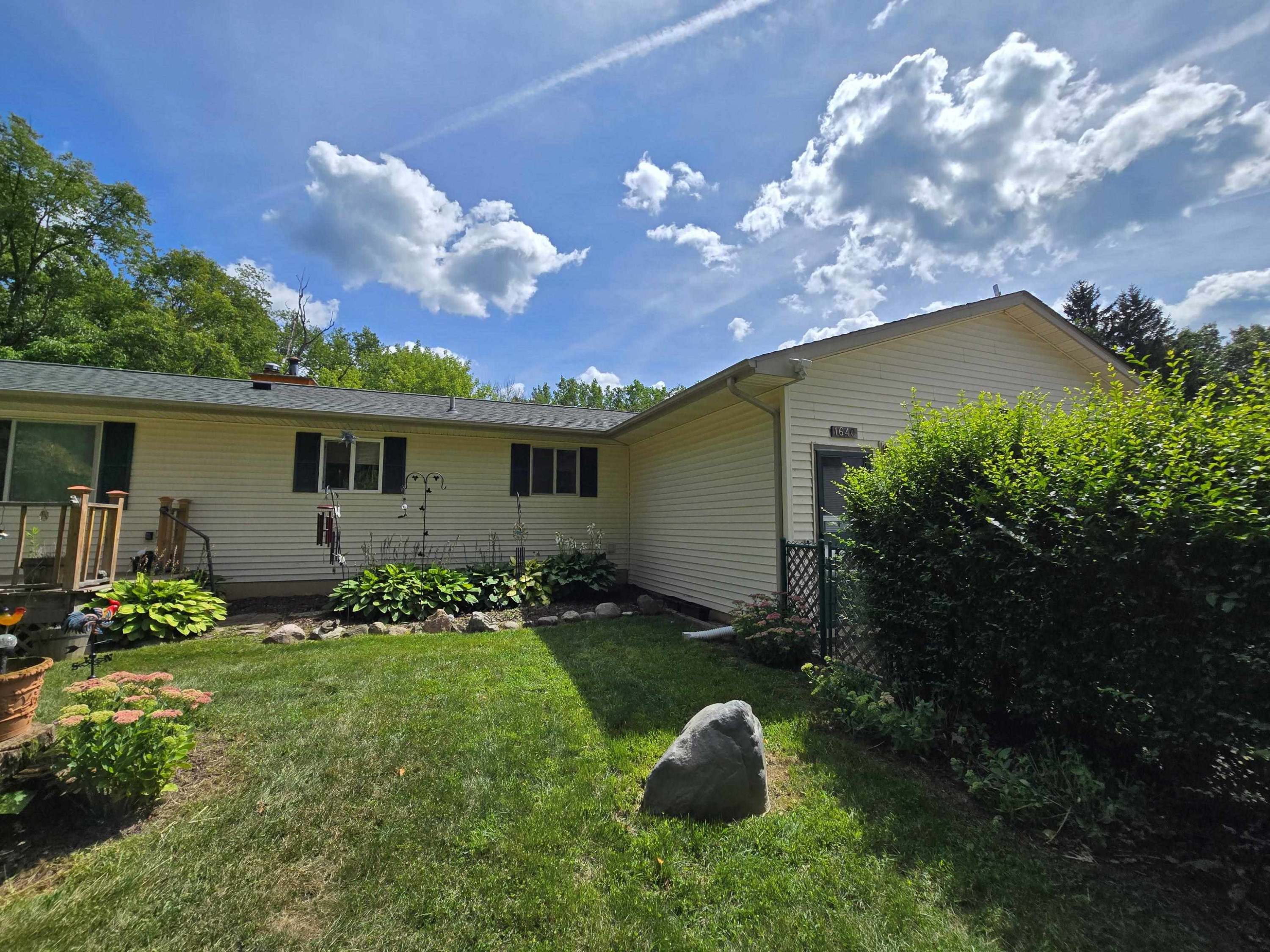 1640 Hendrie Road Road, Metamora, MI 48455 — Photo 5