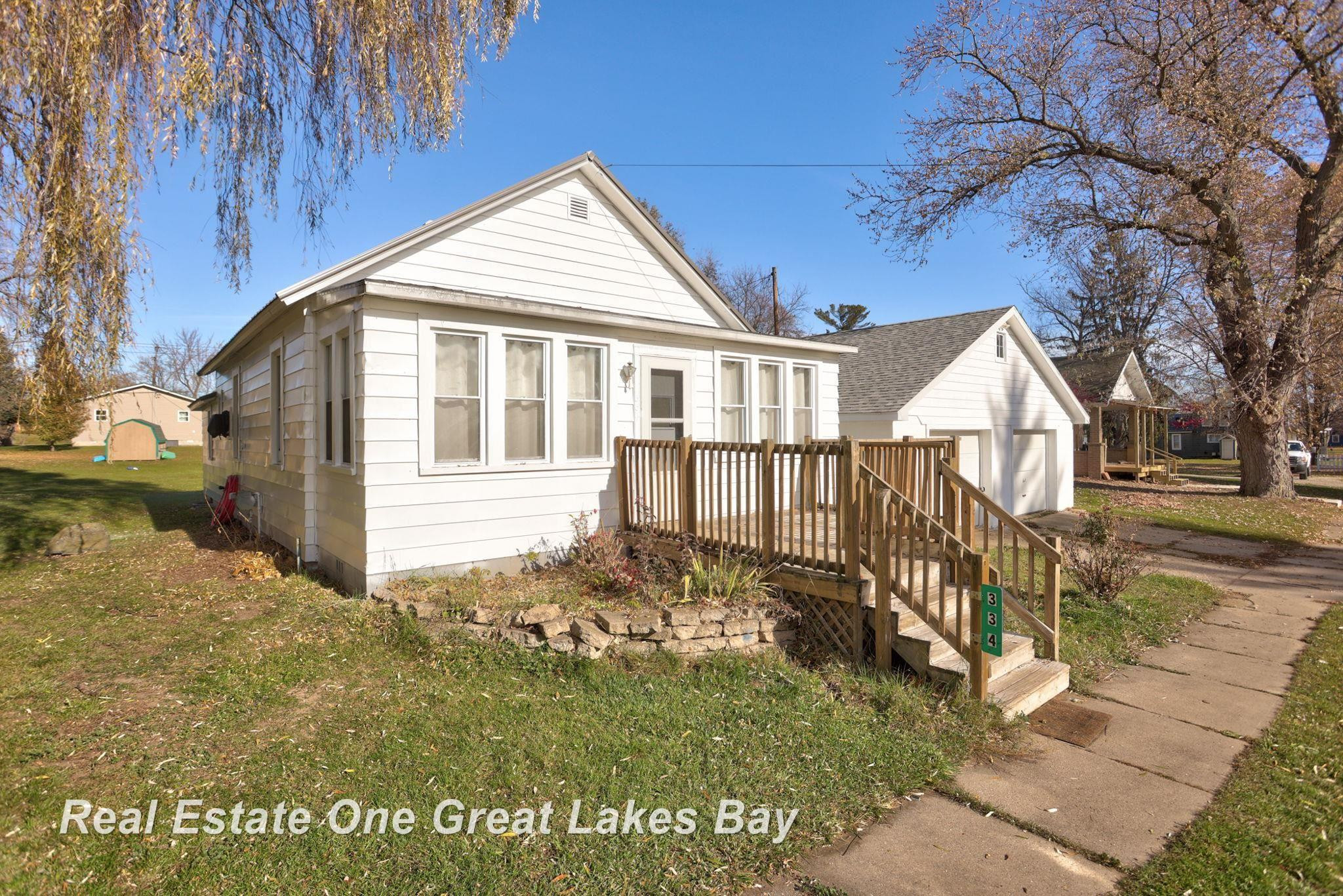 334 Main Street, Sterling, MI 48659 — front exterior