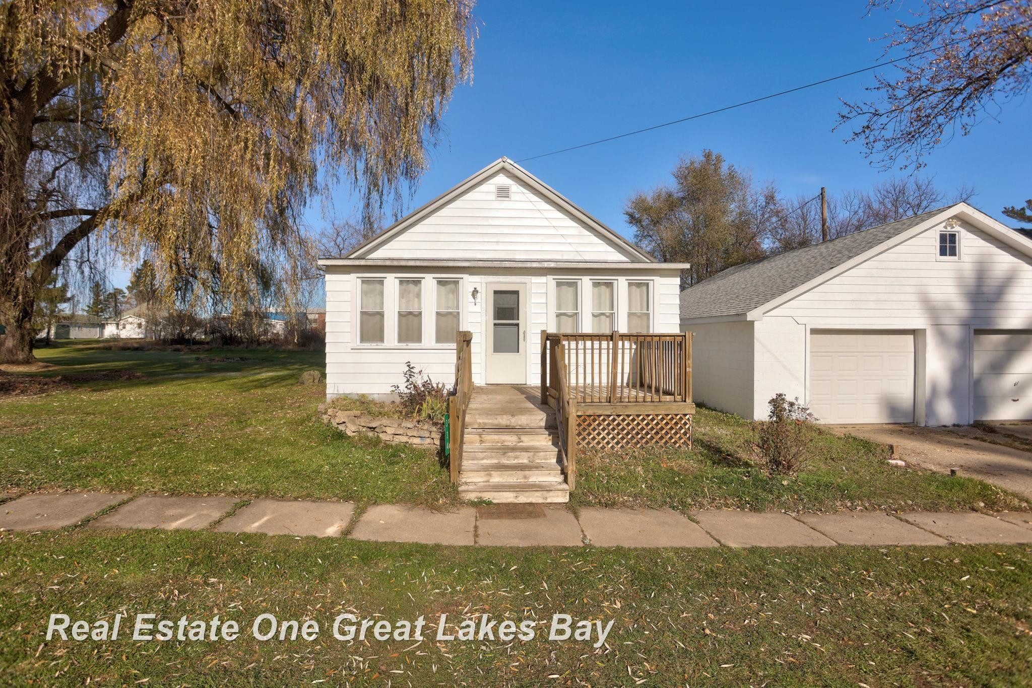 334 Main Street, Sterling, MI 48659 — Photo 2