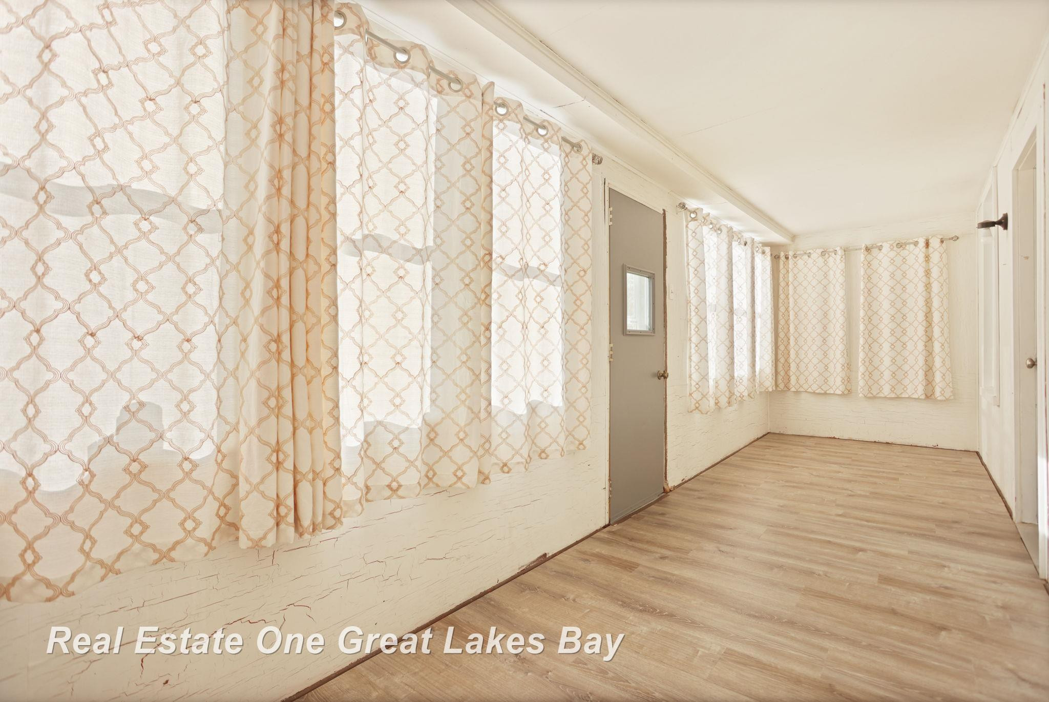 334 Main Street, Sterling, MI 48659 — Photo 8