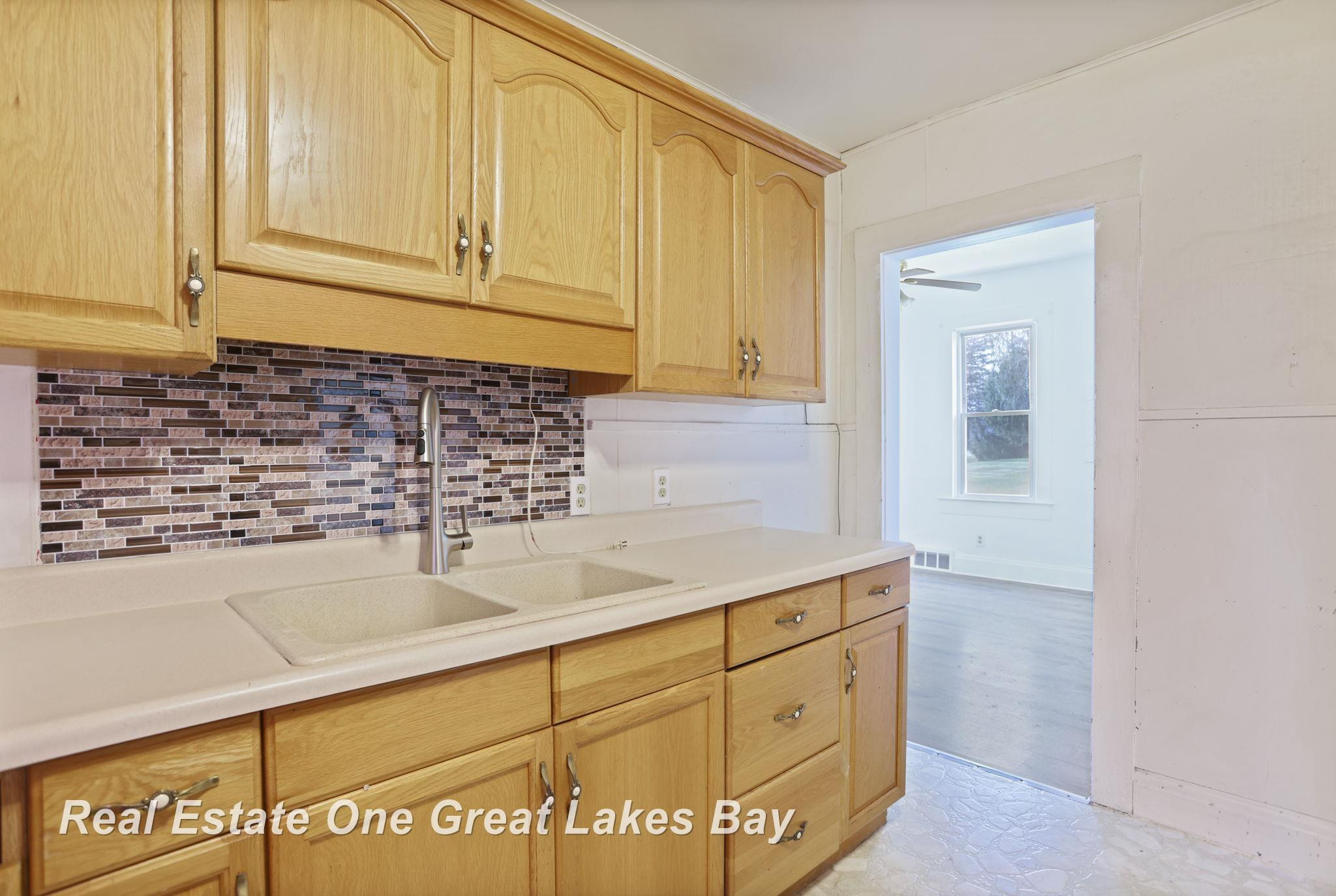 334 Main Street, Sterling, MI 48659 — Photo 17