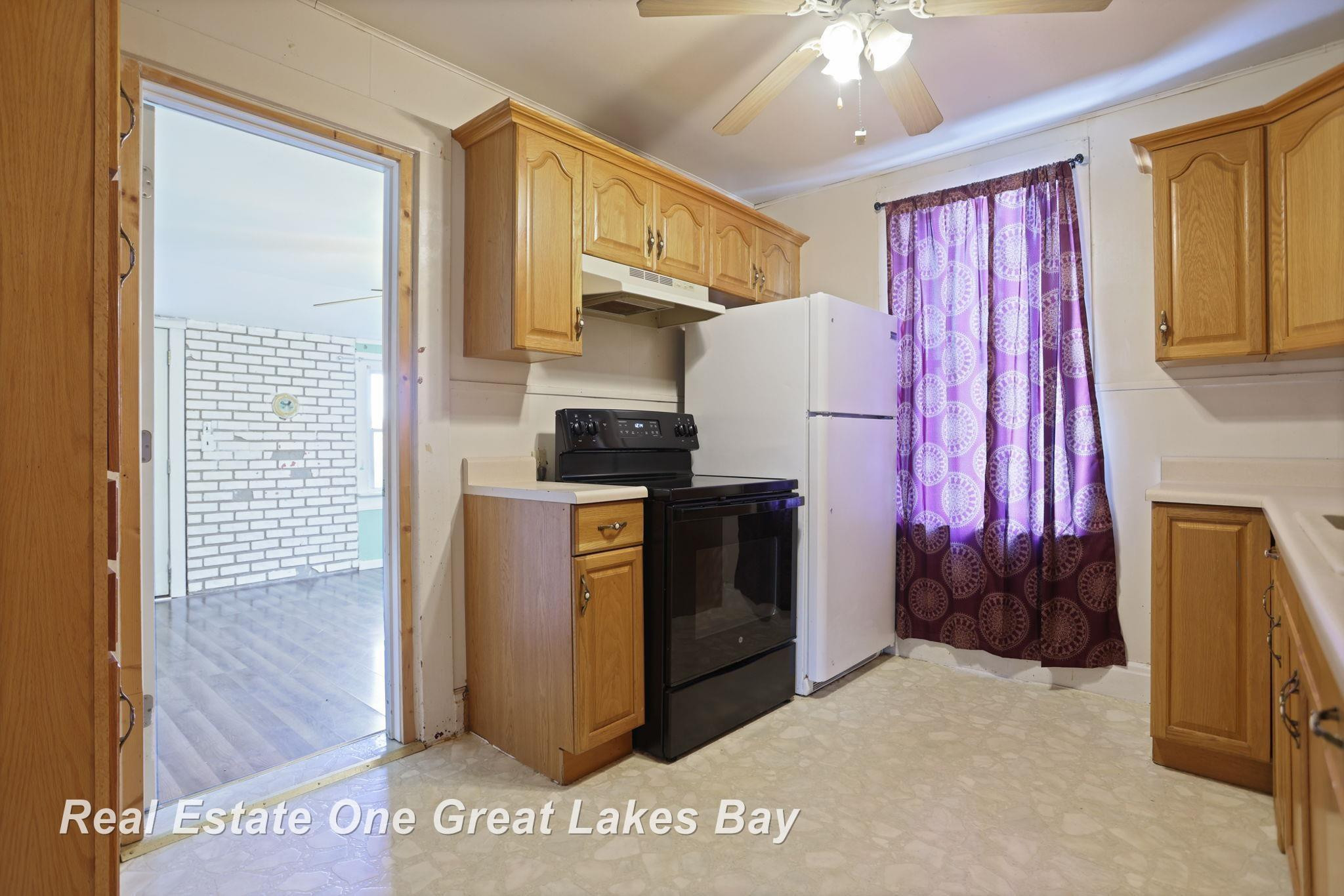 334 Main Street, Sterling, MI 48659 — Photo 18