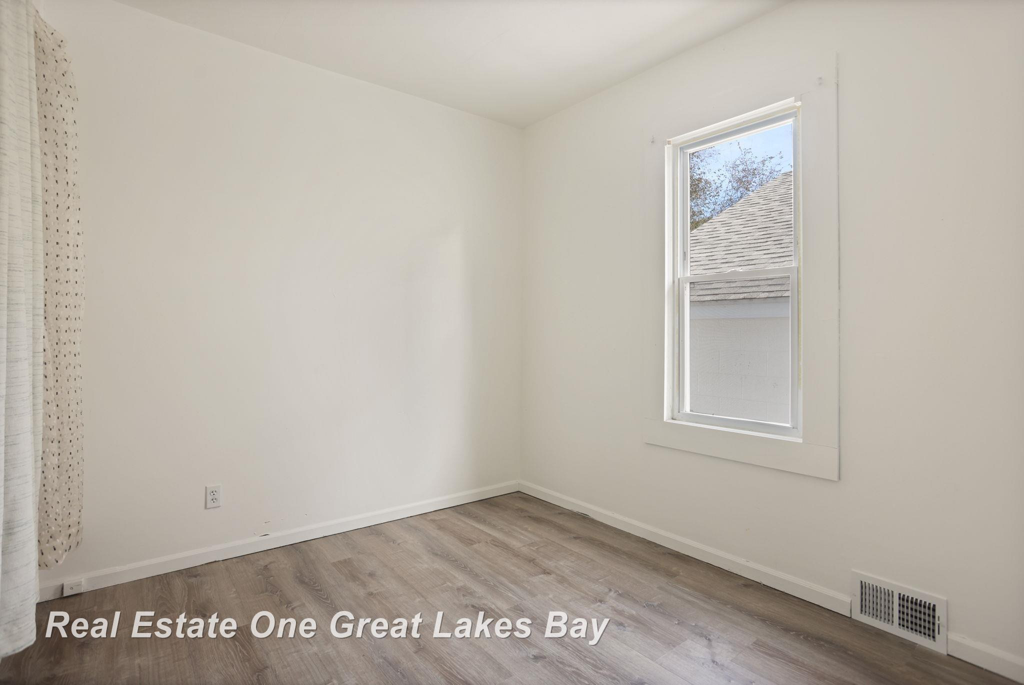 334 Main Street, Sterling, MI 48659 — Photo 24