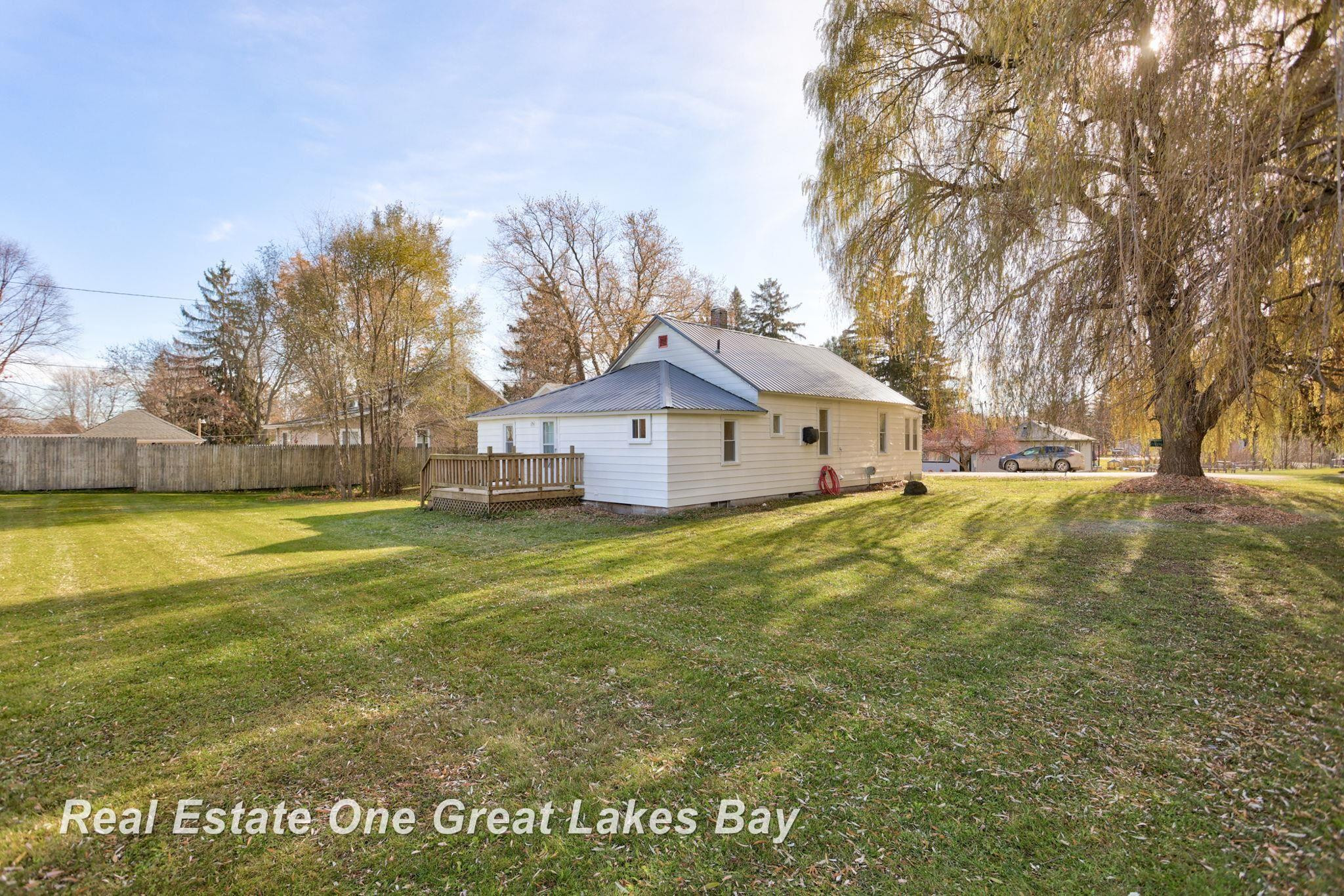 334 Main Street, Sterling, MI 48659 — Photo 35