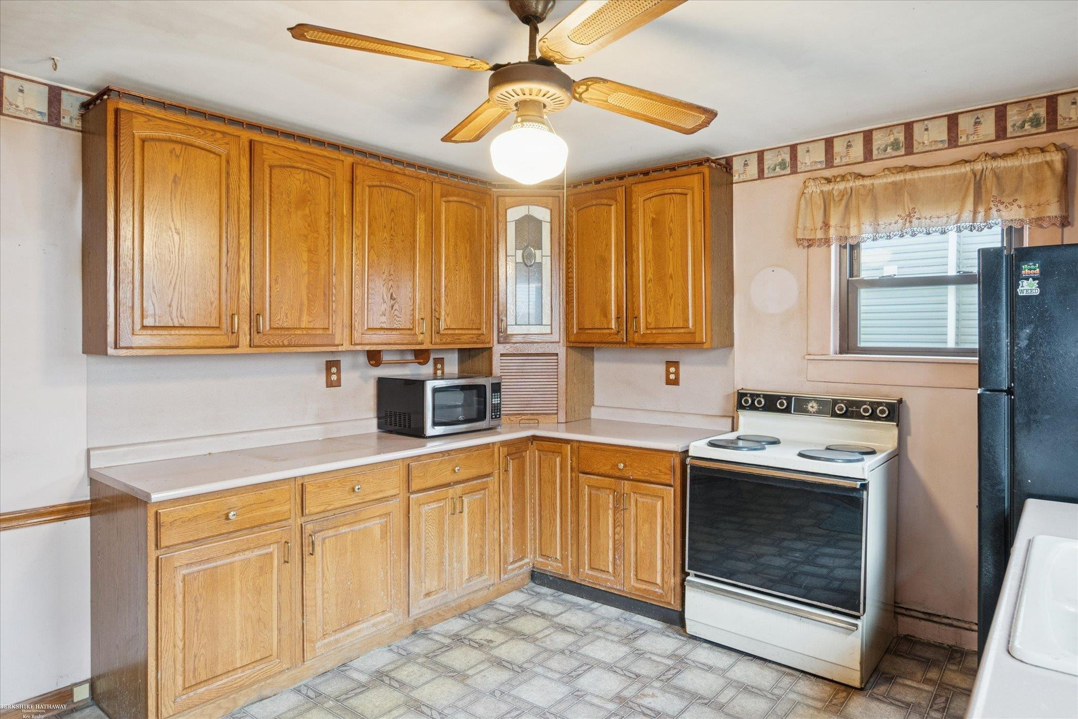 3028 Morin Point Street, Erie, MI — Photo 8