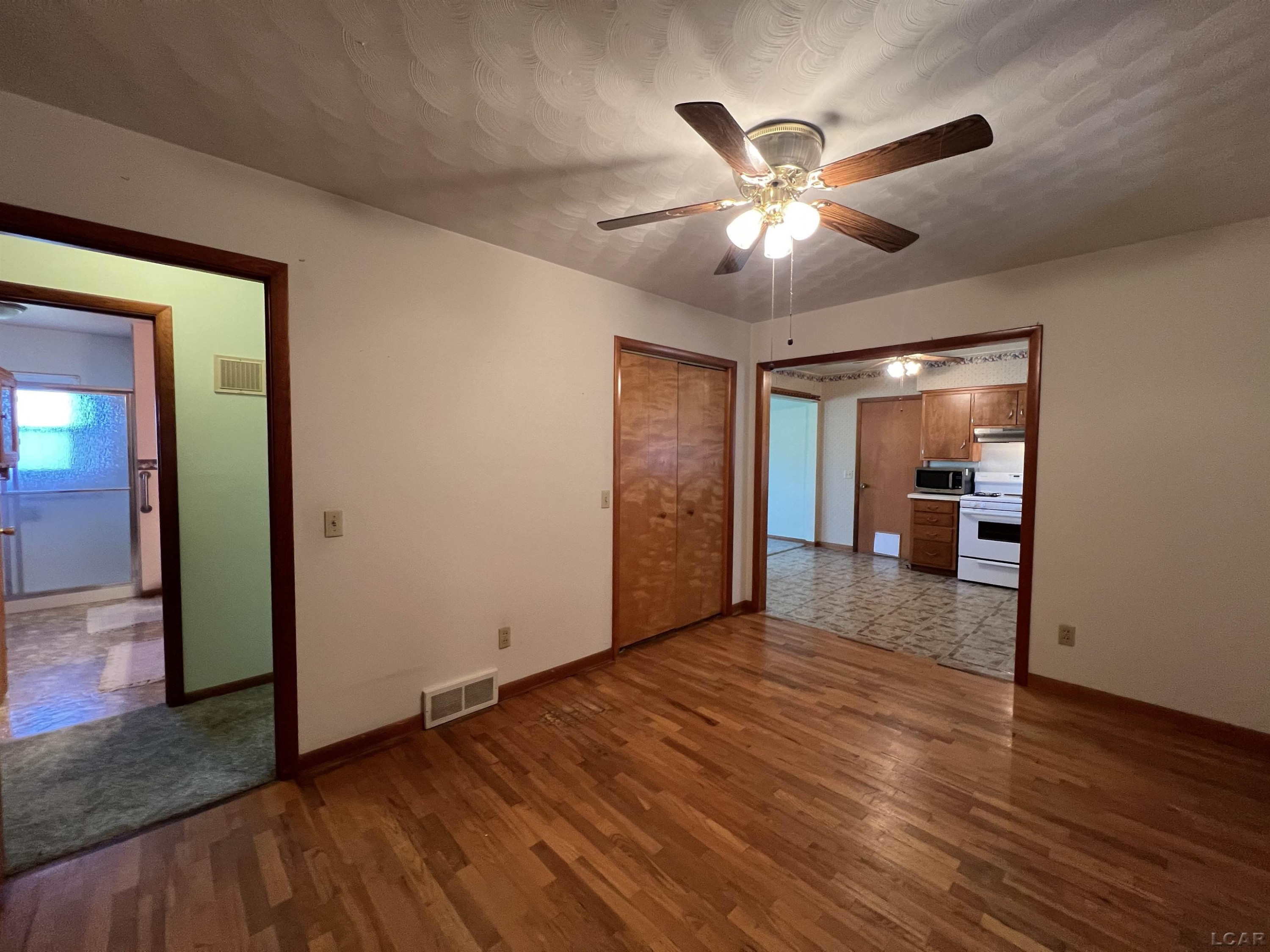135 N Washington Street, Morenci, MI 49256 — Photo 11