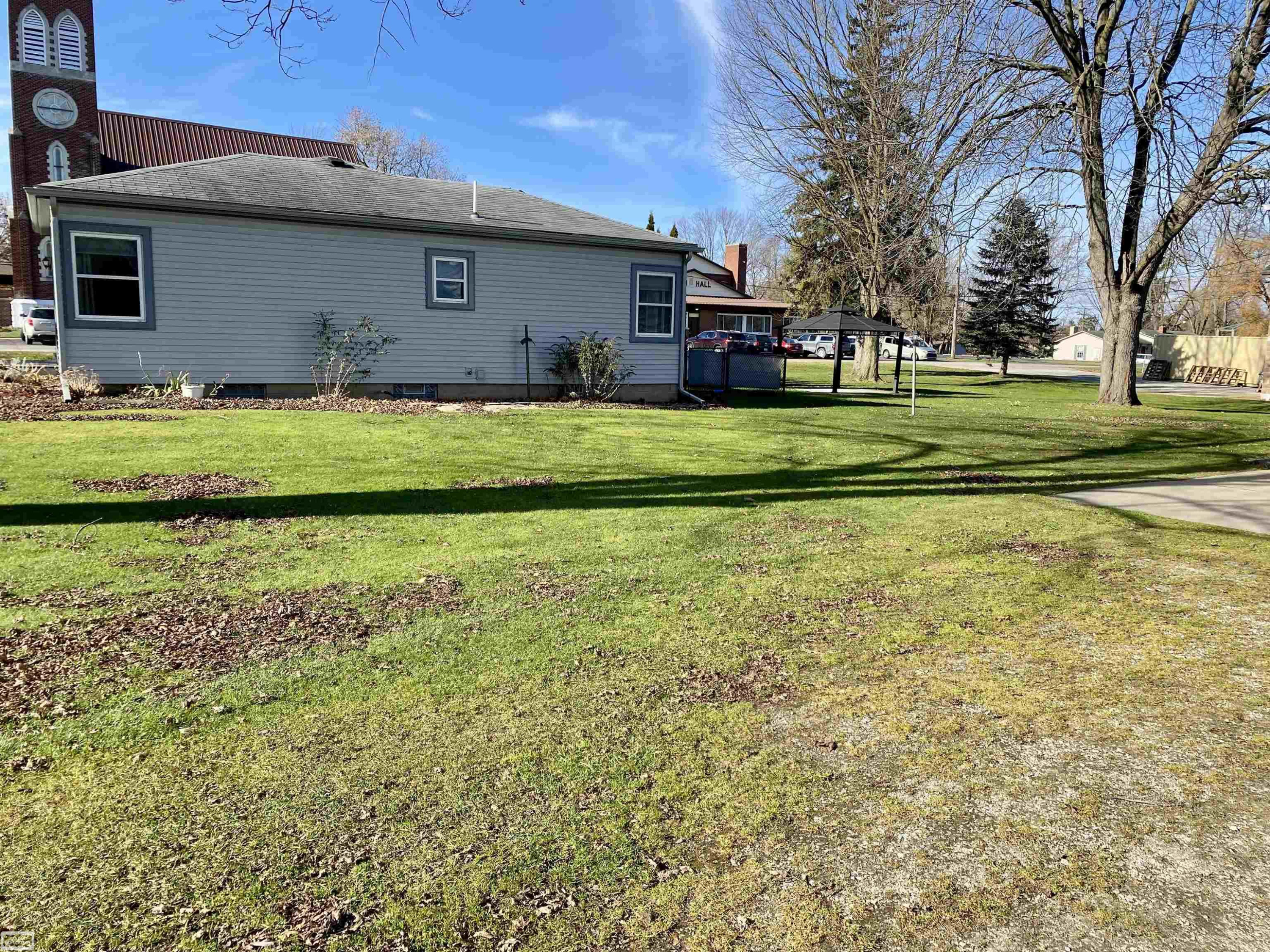 203 E Kempf Court, Capac, MI 48014 — Photo 3