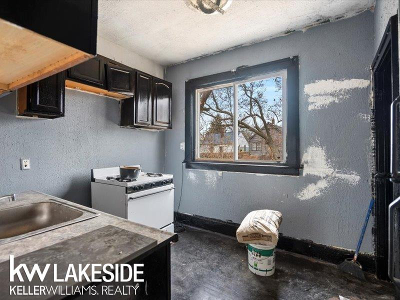 5744 PHILIP Street, Detroit, MI 48224 — Photo 10