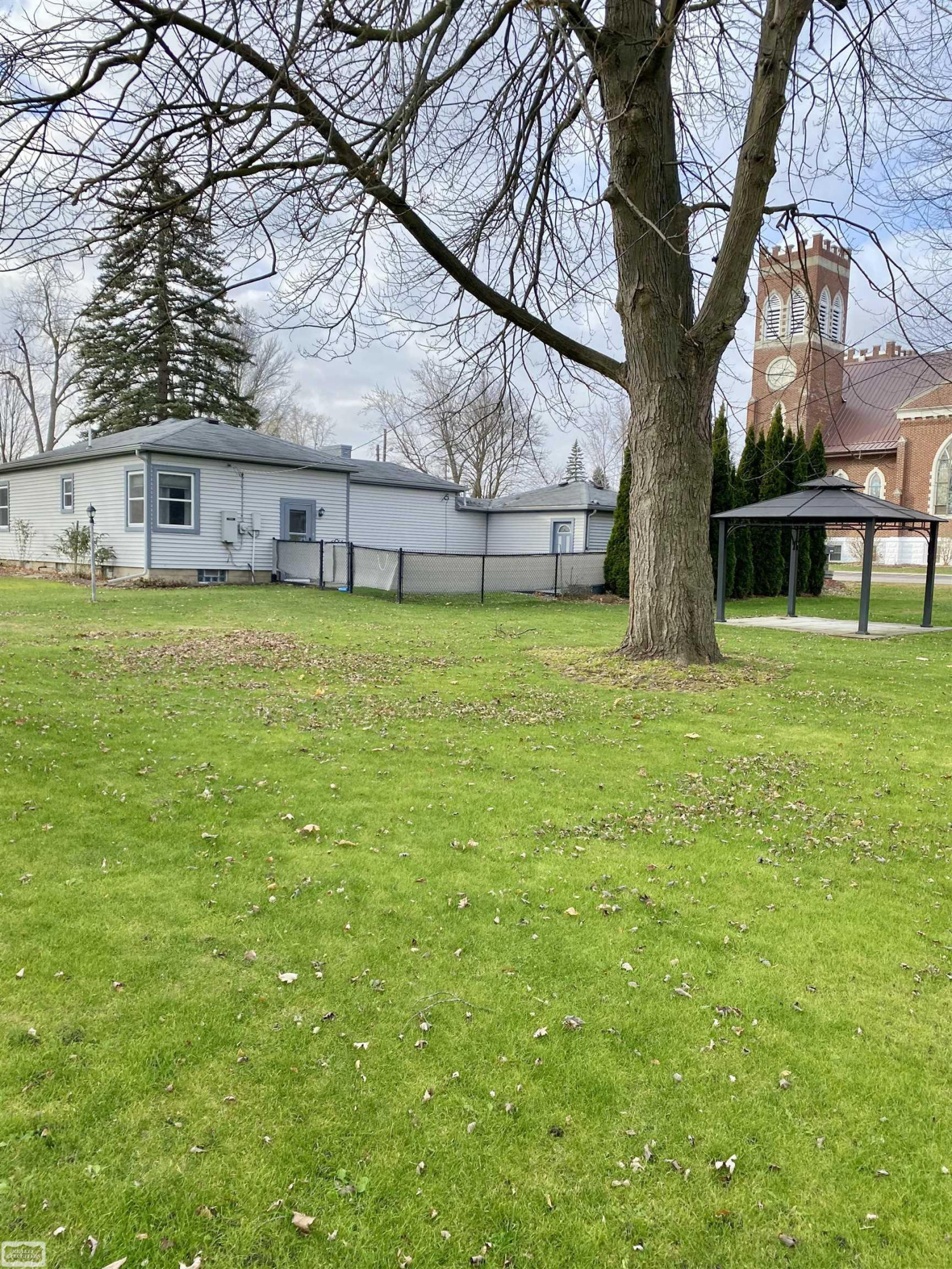 203 E Kempf Court, Capac, MI 48014 — Photo 7
