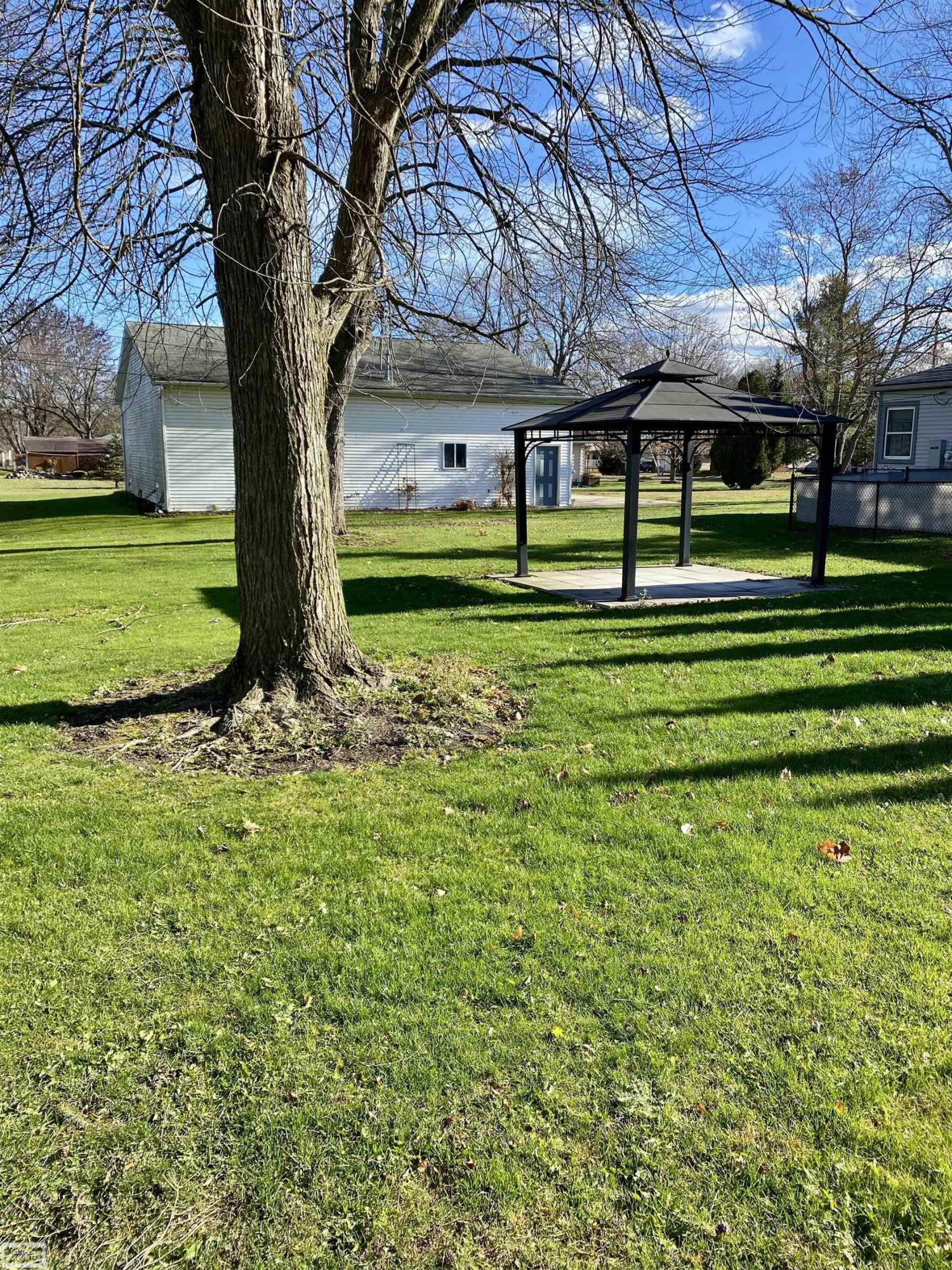 203 E Kempf Court, Capac, MI 48014 — Photo 8