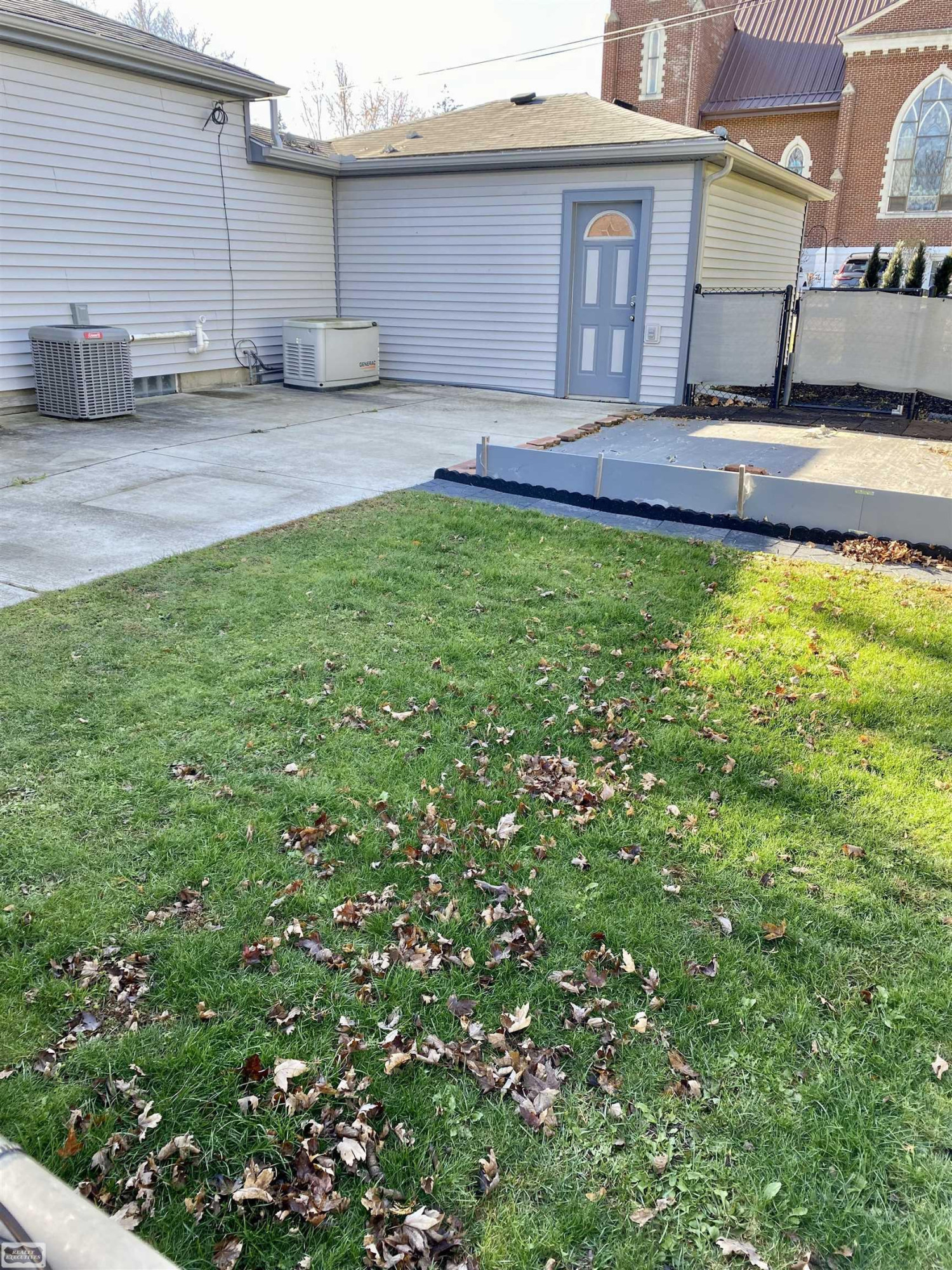 203 E Kempf Court, Capac, MI 48014 — Photo 9