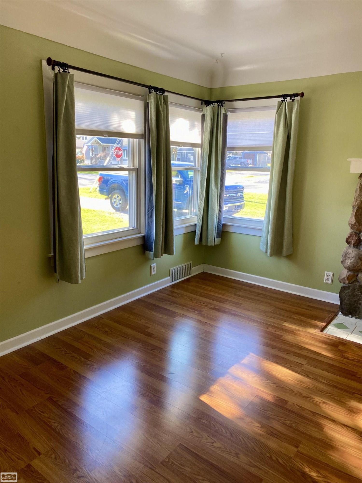 203 E Kempf Court, Capac, MI 48014 — Photo 12