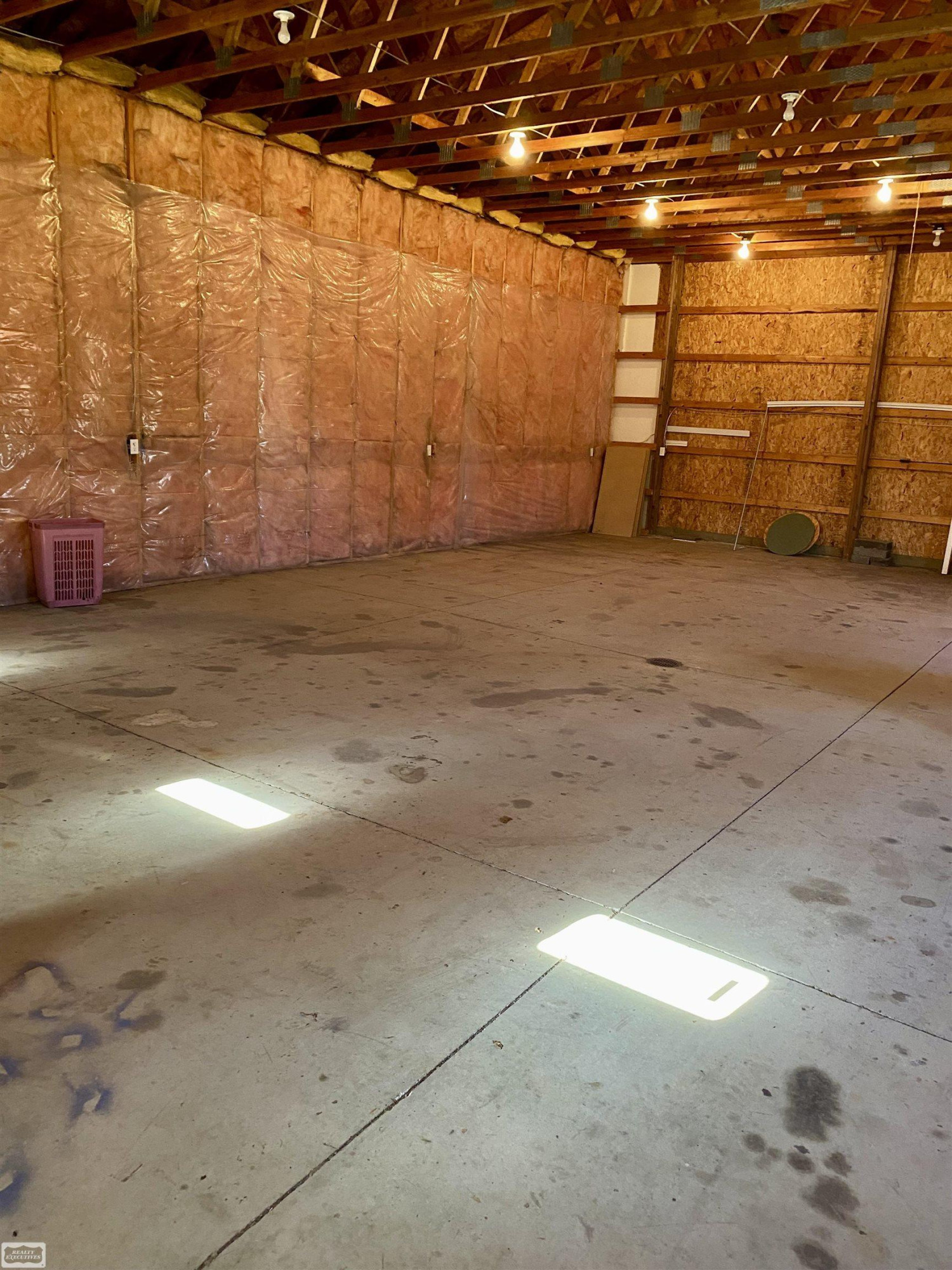 203 E Kempf Court, Capac, MI 48014 — Photo 37