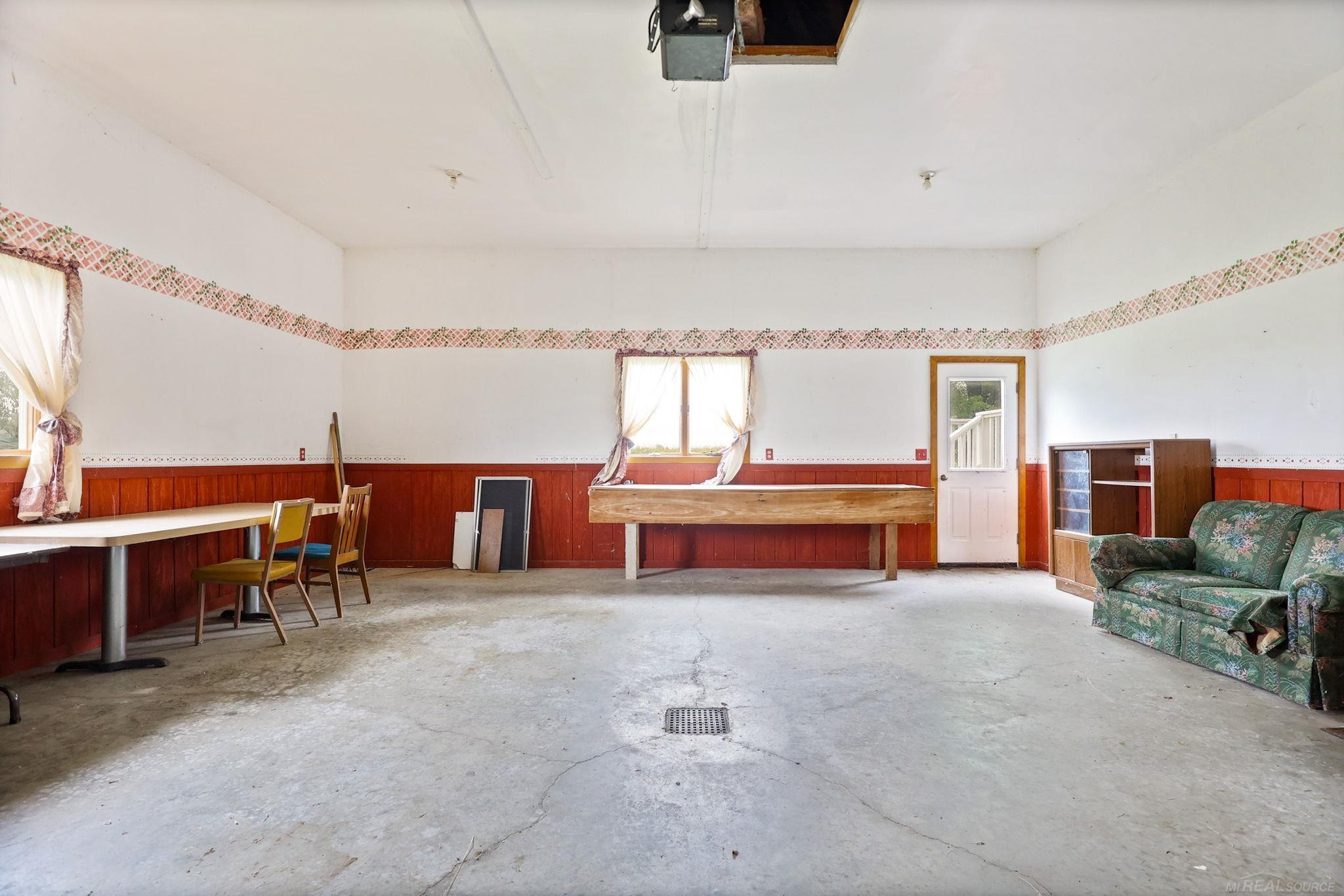 2855 S Bradleyville Road, Reese, MI 48757 — Photo 37