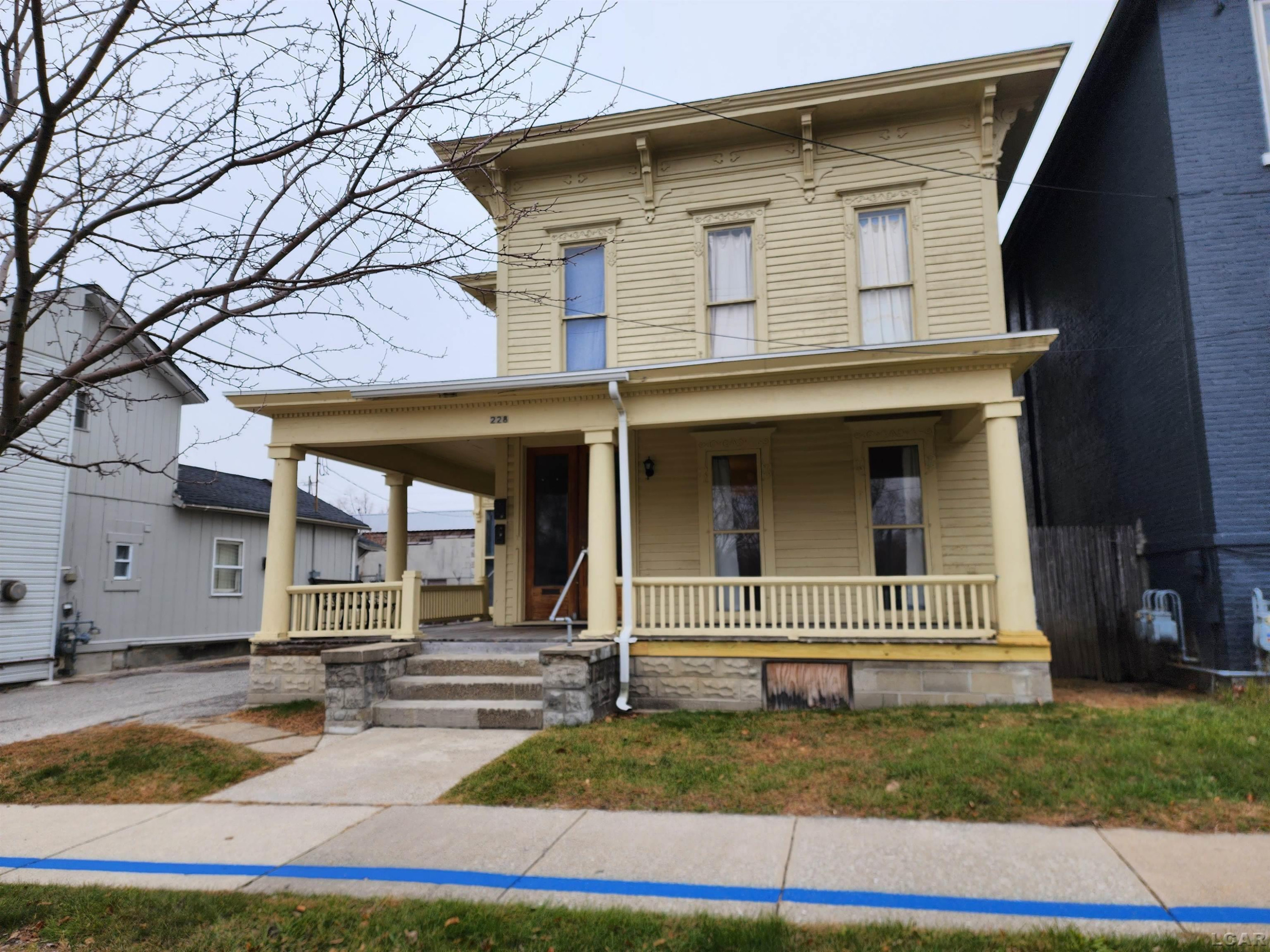 228 W Church Street, Adrian, MI 49221 — front exterior