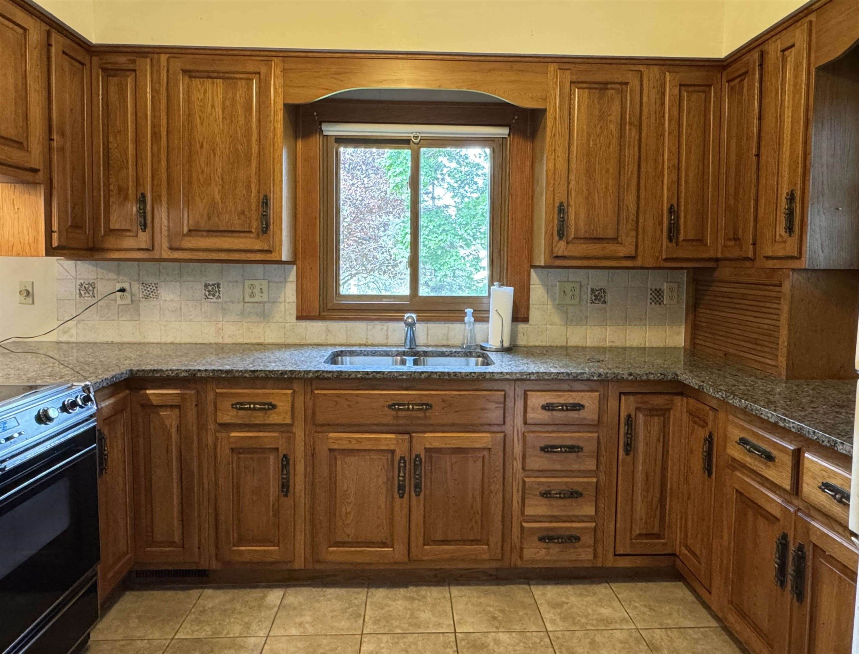 1627 S M-52 Highway, Owosso, MI 48867 — Photo 5