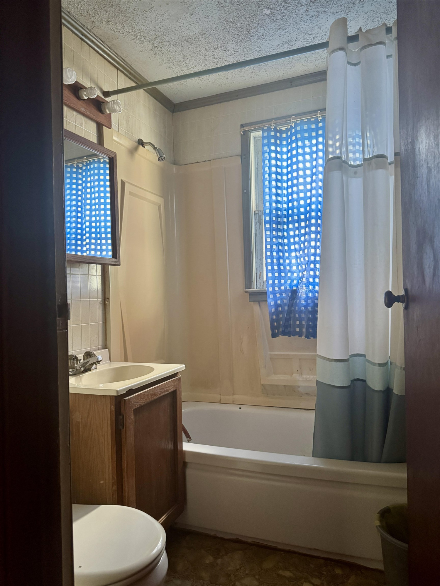6065 N Genesee Road, Flint, MI 48506 — Photo 29