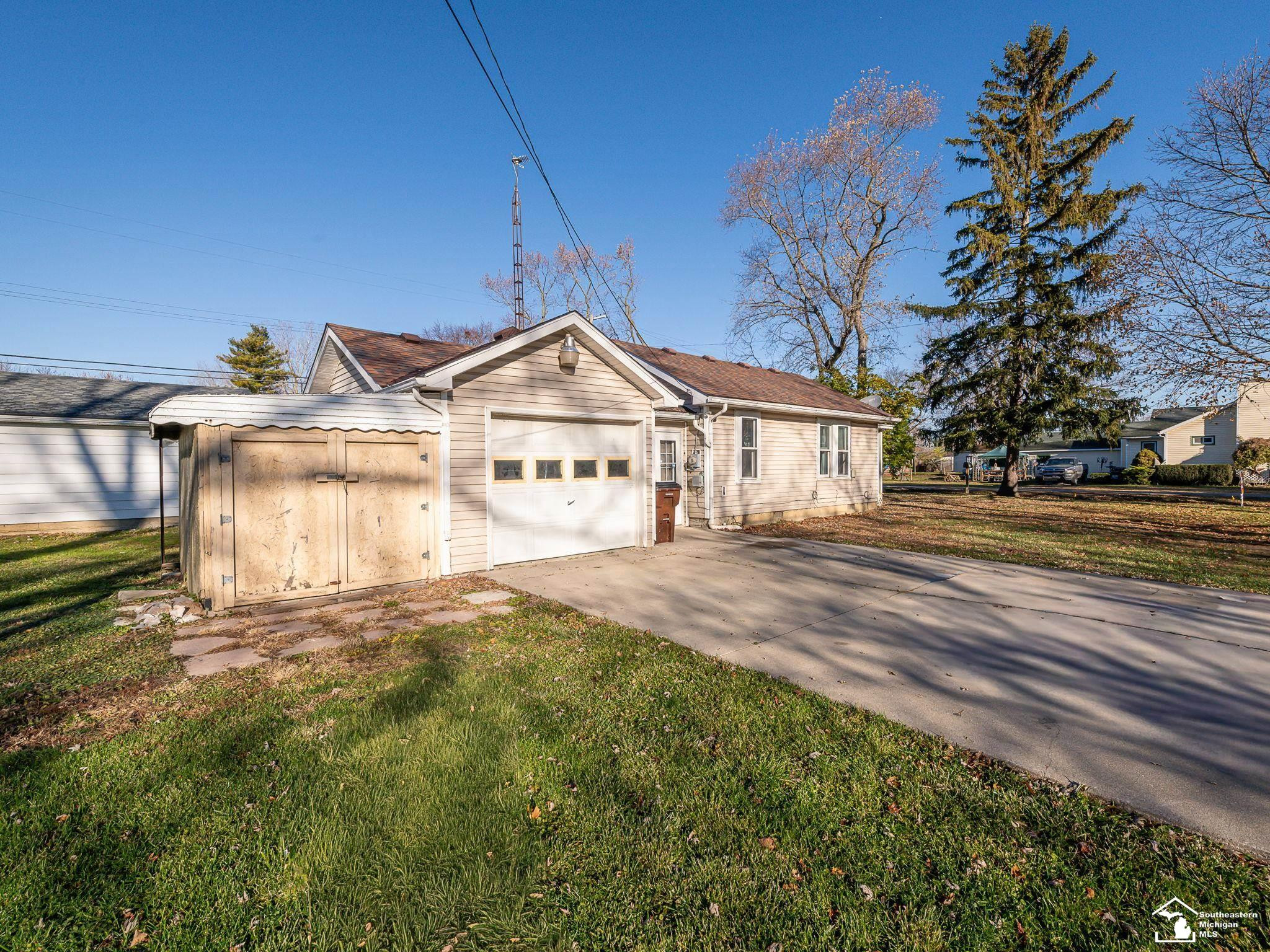 705 W 13th Street, Monroe, MI 48161 — Photo 5