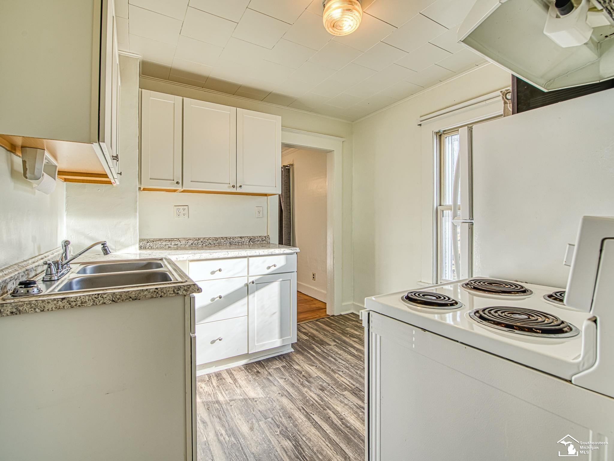 705 W 13th Street, Monroe, MI 48161 — Photo 7