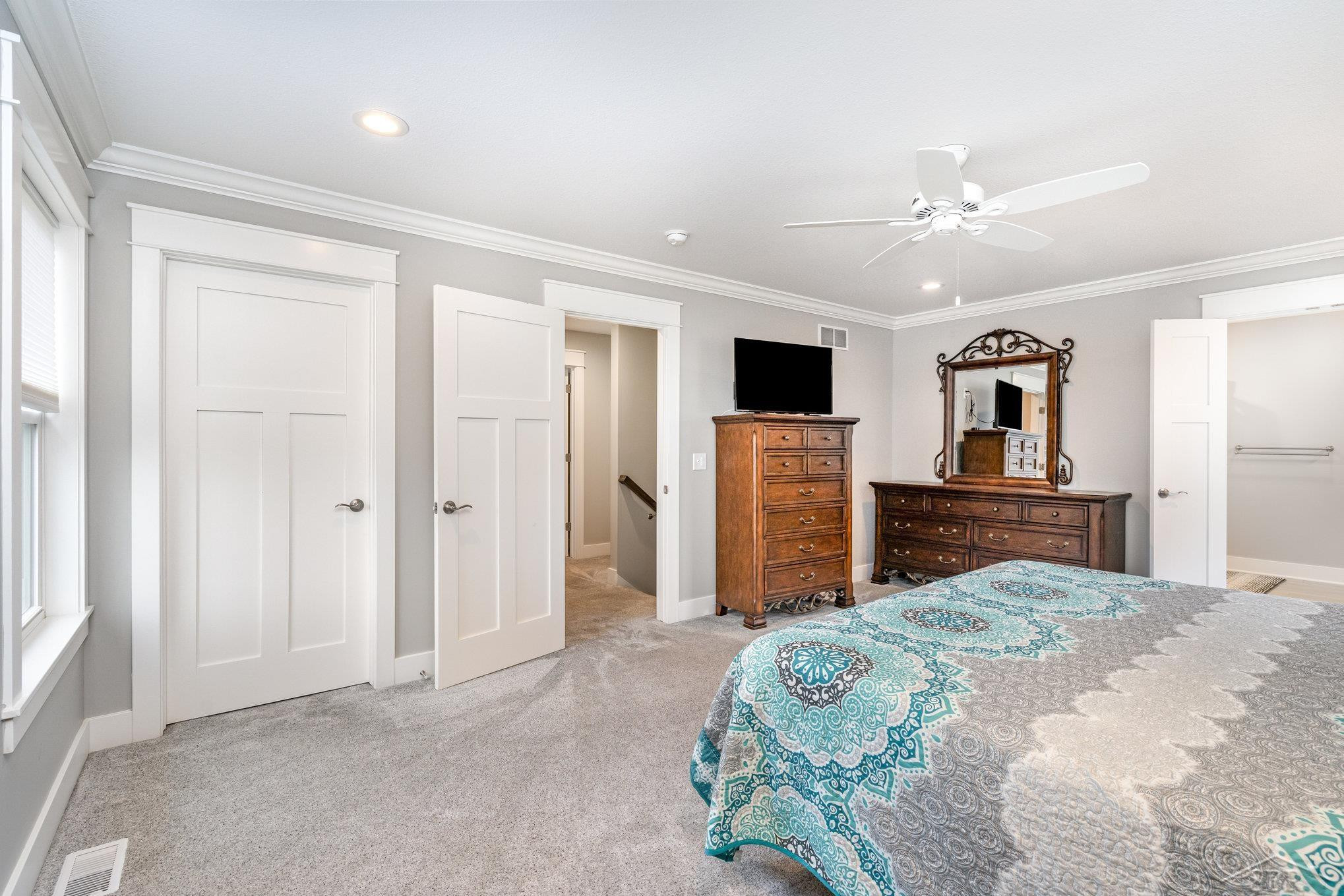 8442 Cottonwood Drive, Freeland, MI 48623 — Photo 15