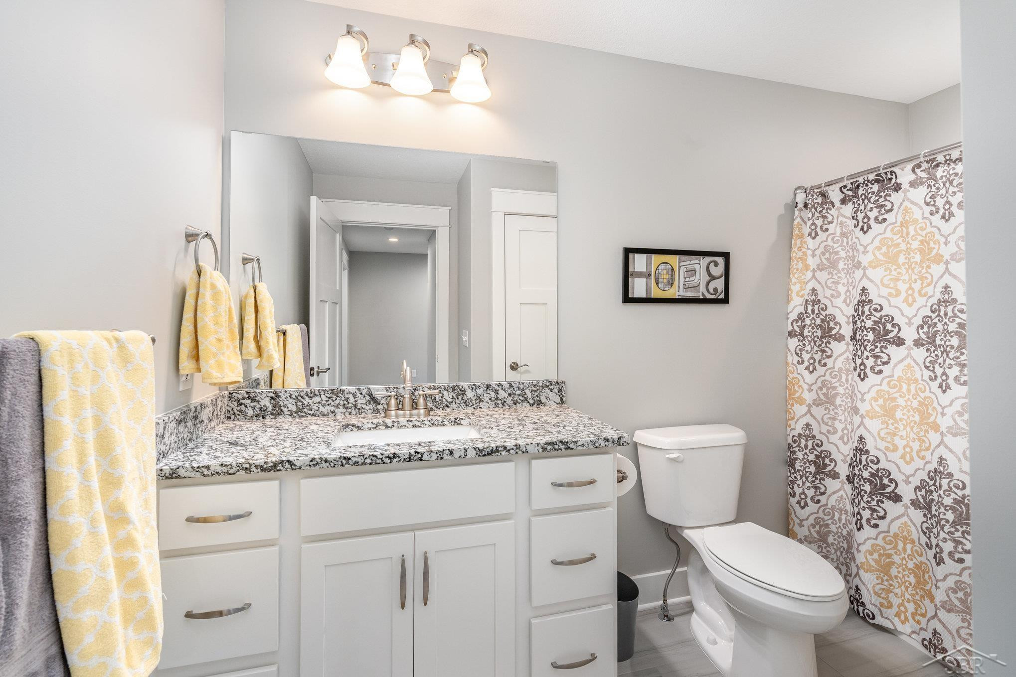 8442 Cottonwood Drive, Freeland, MI 48623 — Photo 21