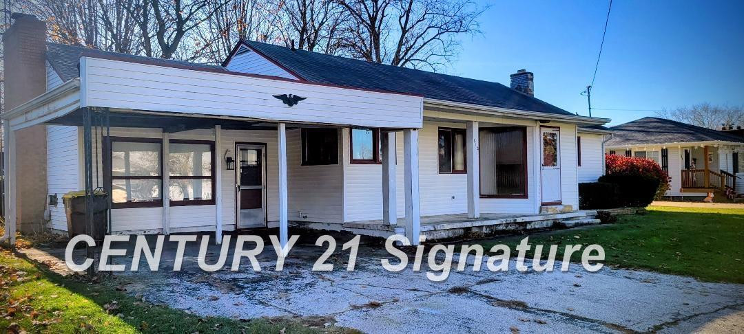612 Sunnyside Drive, Chesaning, MI 48616 — Photo 2