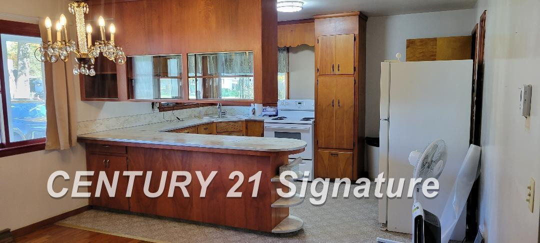 612 Sunnyside Drive, Chesaning, MI 48616 — Photo 7