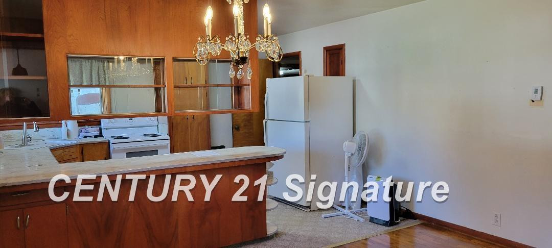 612 Sunnyside Drive, Chesaning, MI 48616 — Photo 8