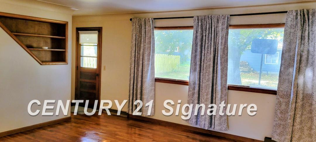 612 Sunnyside Drive, Chesaning, MI 48616 — Photo 10