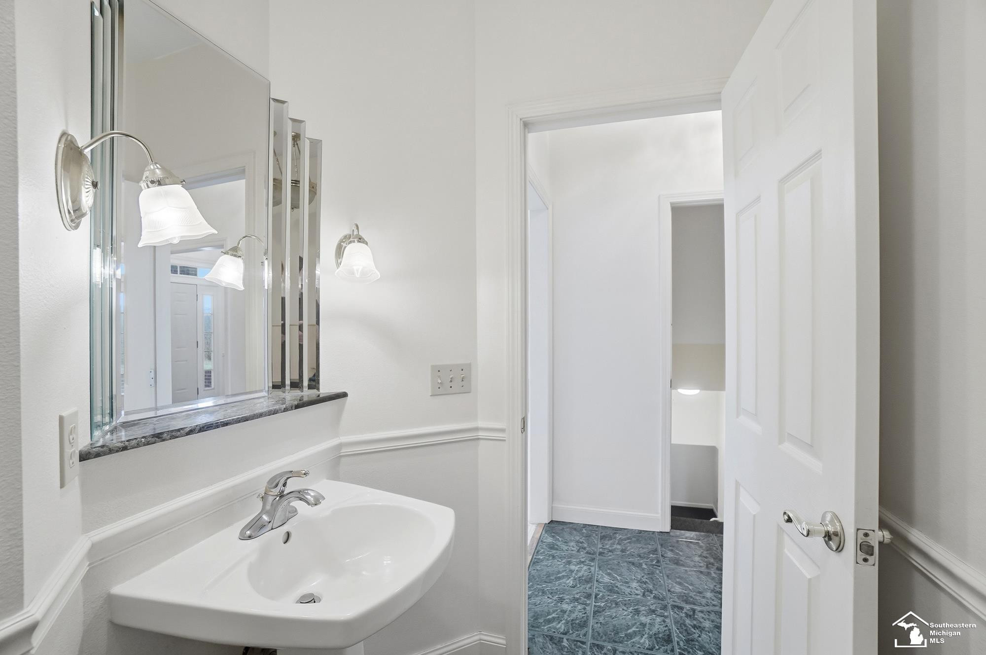 5470 Emerson Drive, MI 49267 — Photo 33