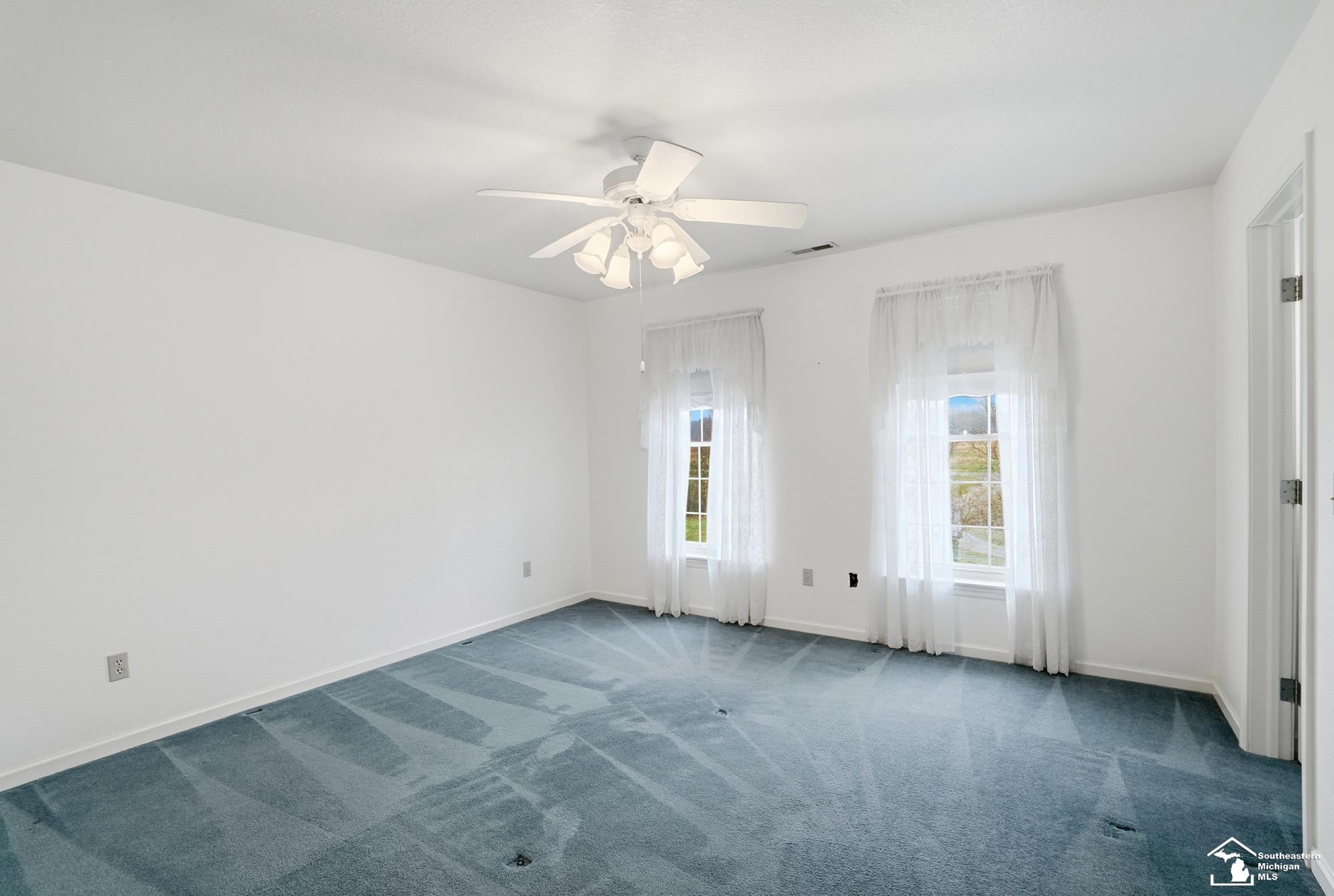 5470 Emerson Drive, MI 49267 — Photo 45