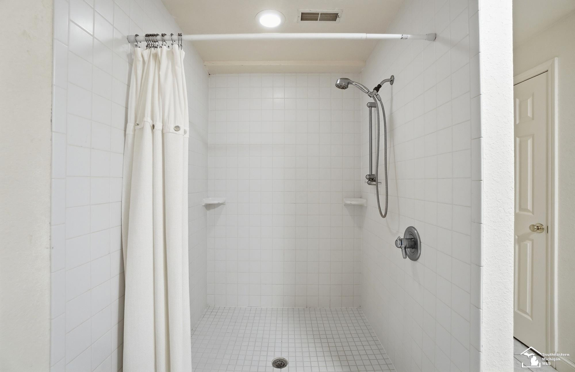 5470 Emerson Drive, MI 49267 — Photo 74