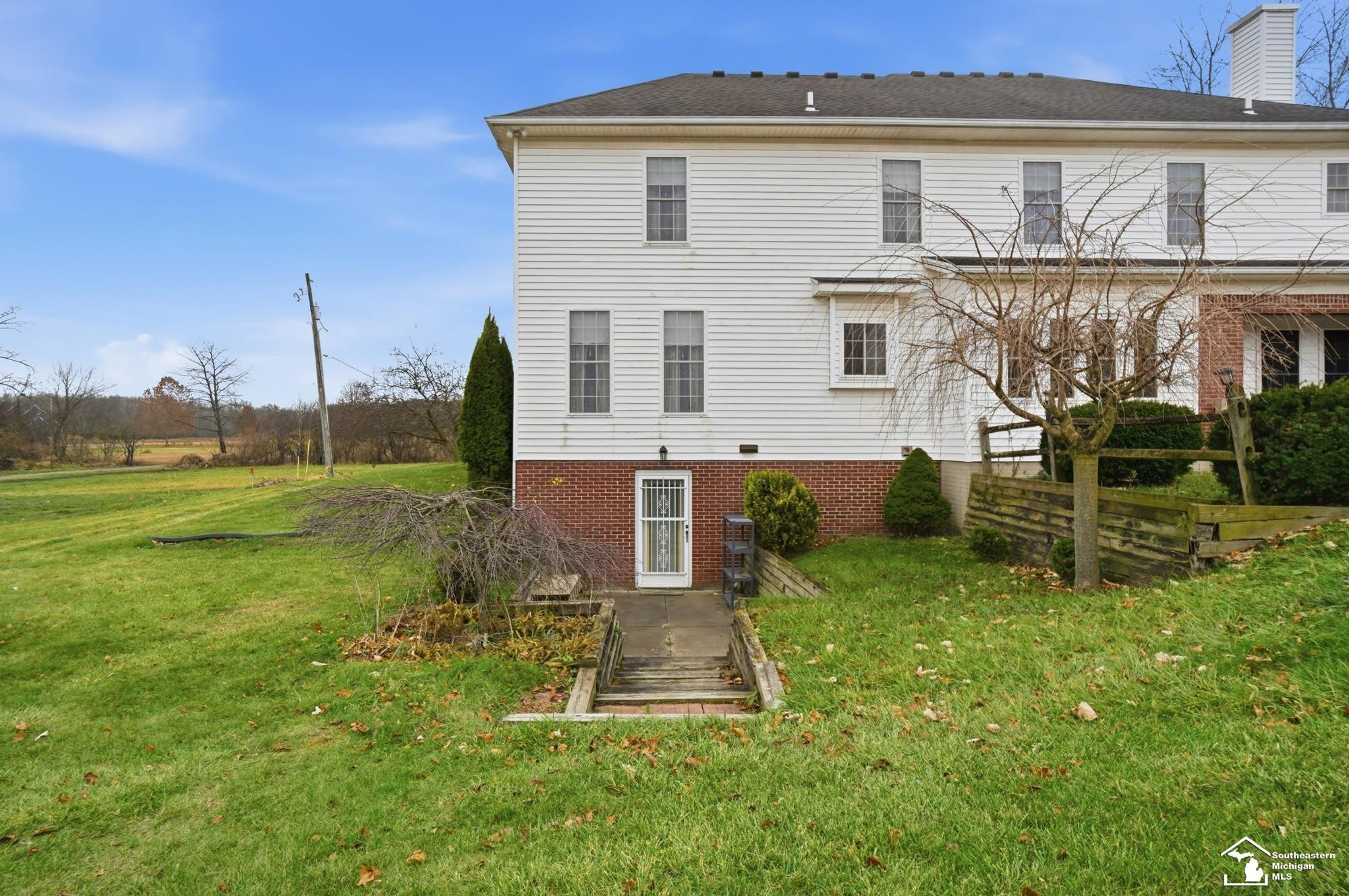 5470 Emerson Drive, MI 49267 — Photo 83