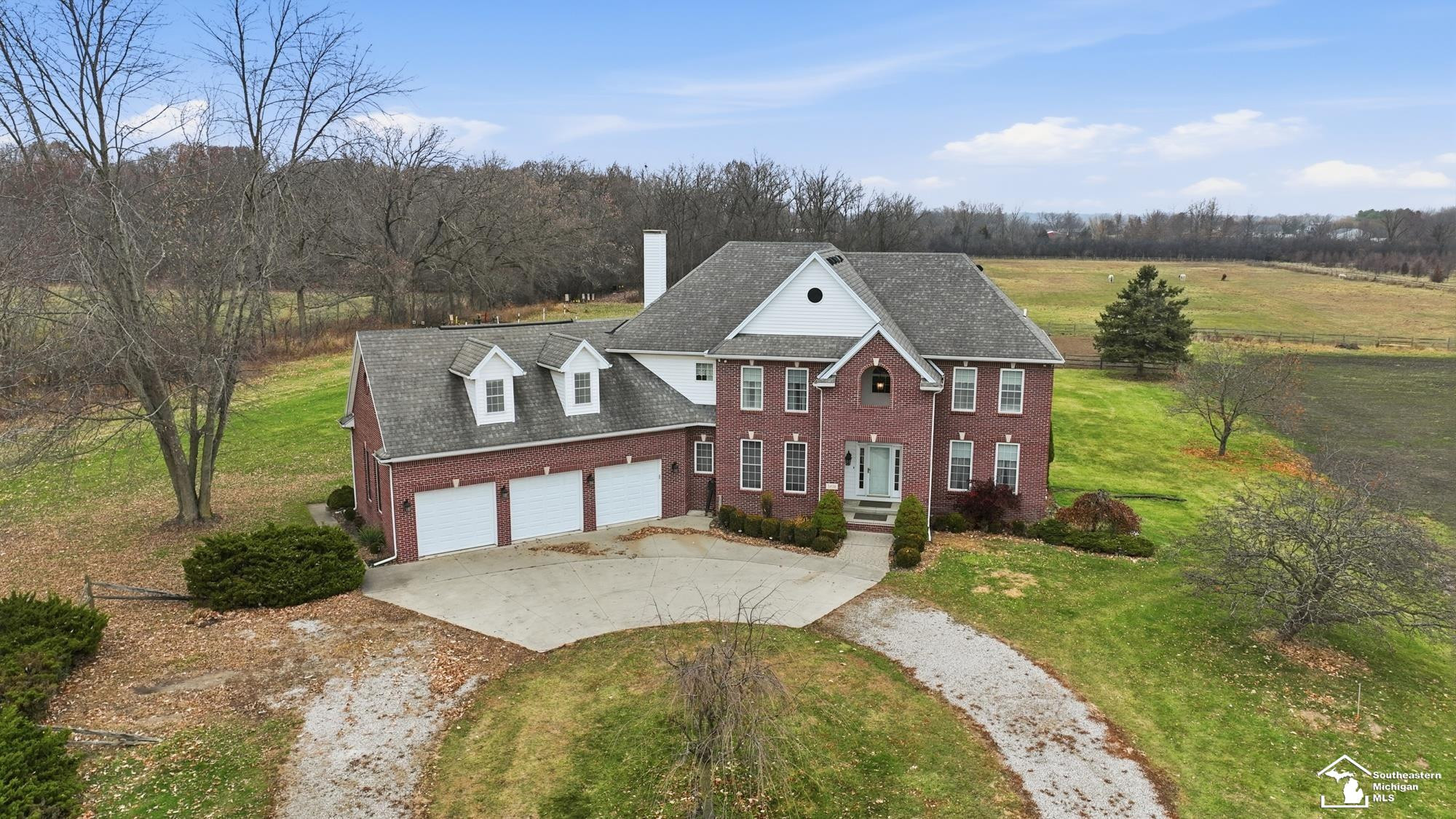 5470 Emerson Drive, MI 49267 — front exterior
