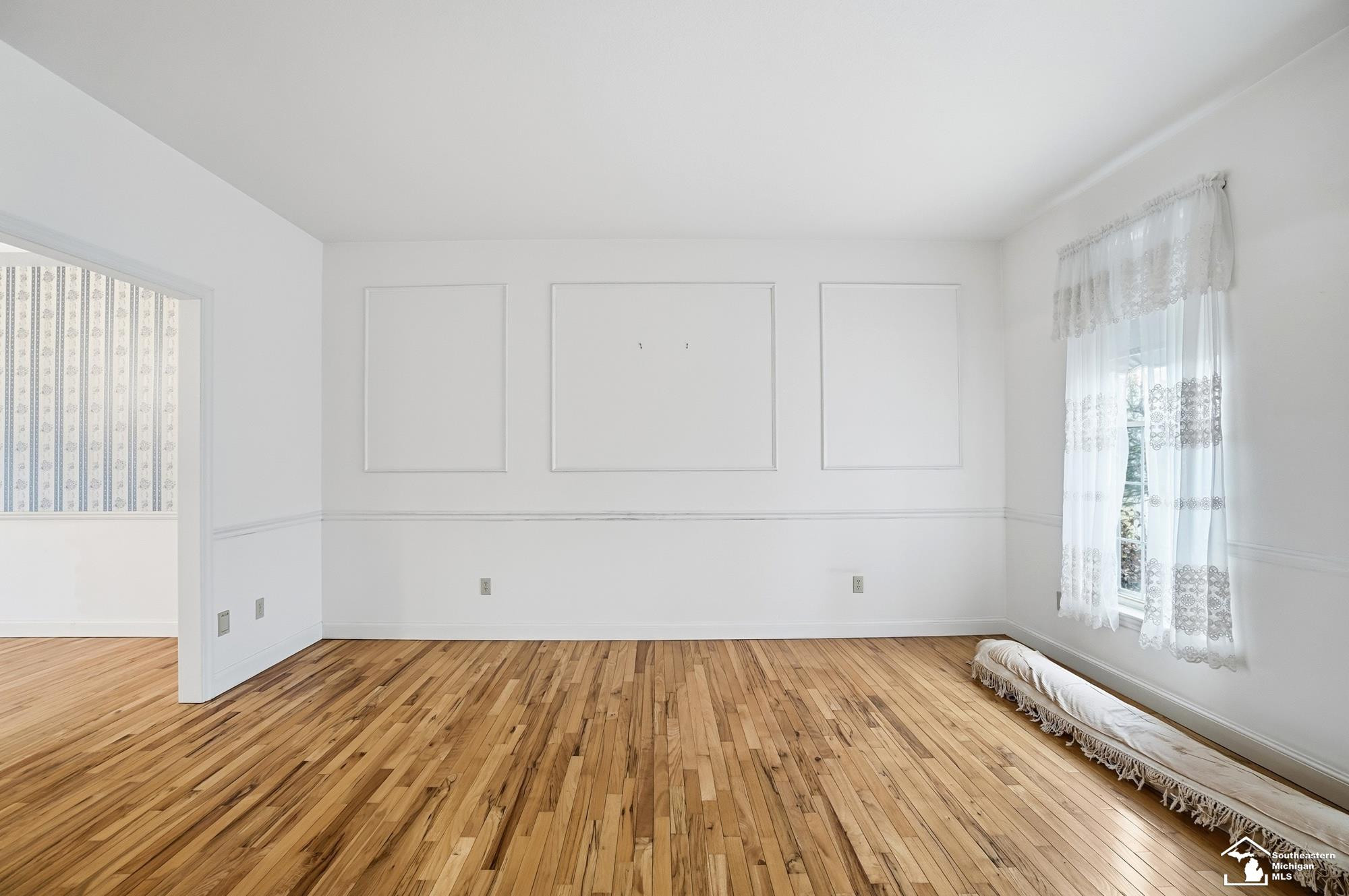 5470 Emerson Drive, MI 49267 — Photo 12
