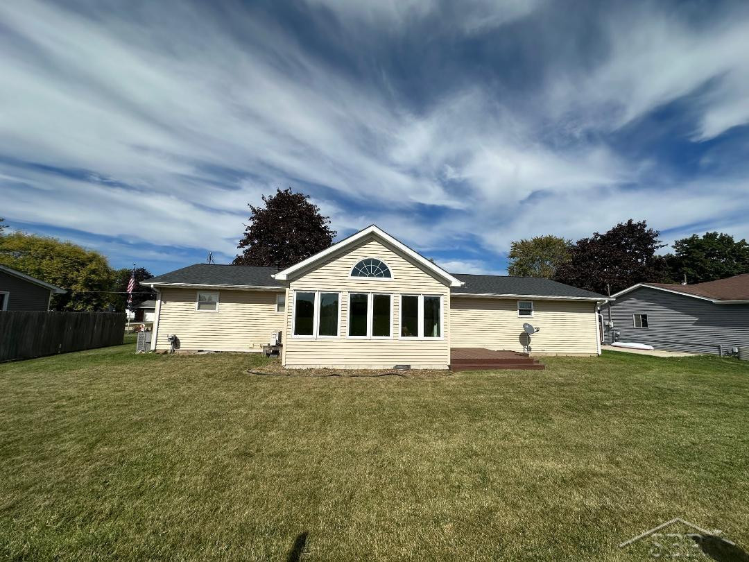 853 Waukee Lane, Saginaw, MI 48604 — Photo 2