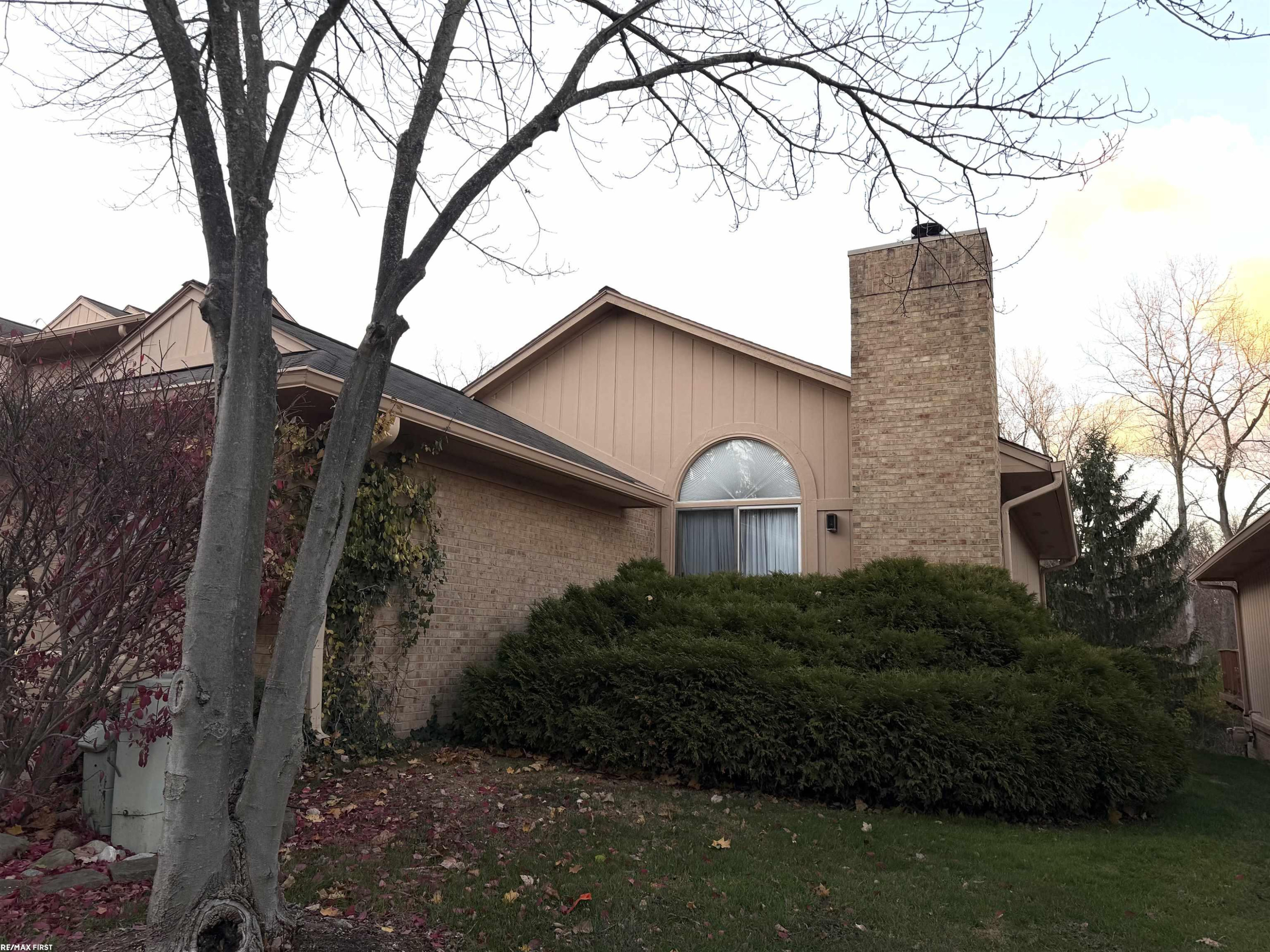 22200 River Ridge Trail Trail, MI 48335 — Photo 6
