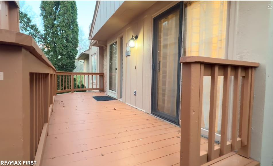 22200 River Ridge Trail Trail, MI 48335 — Photo 9