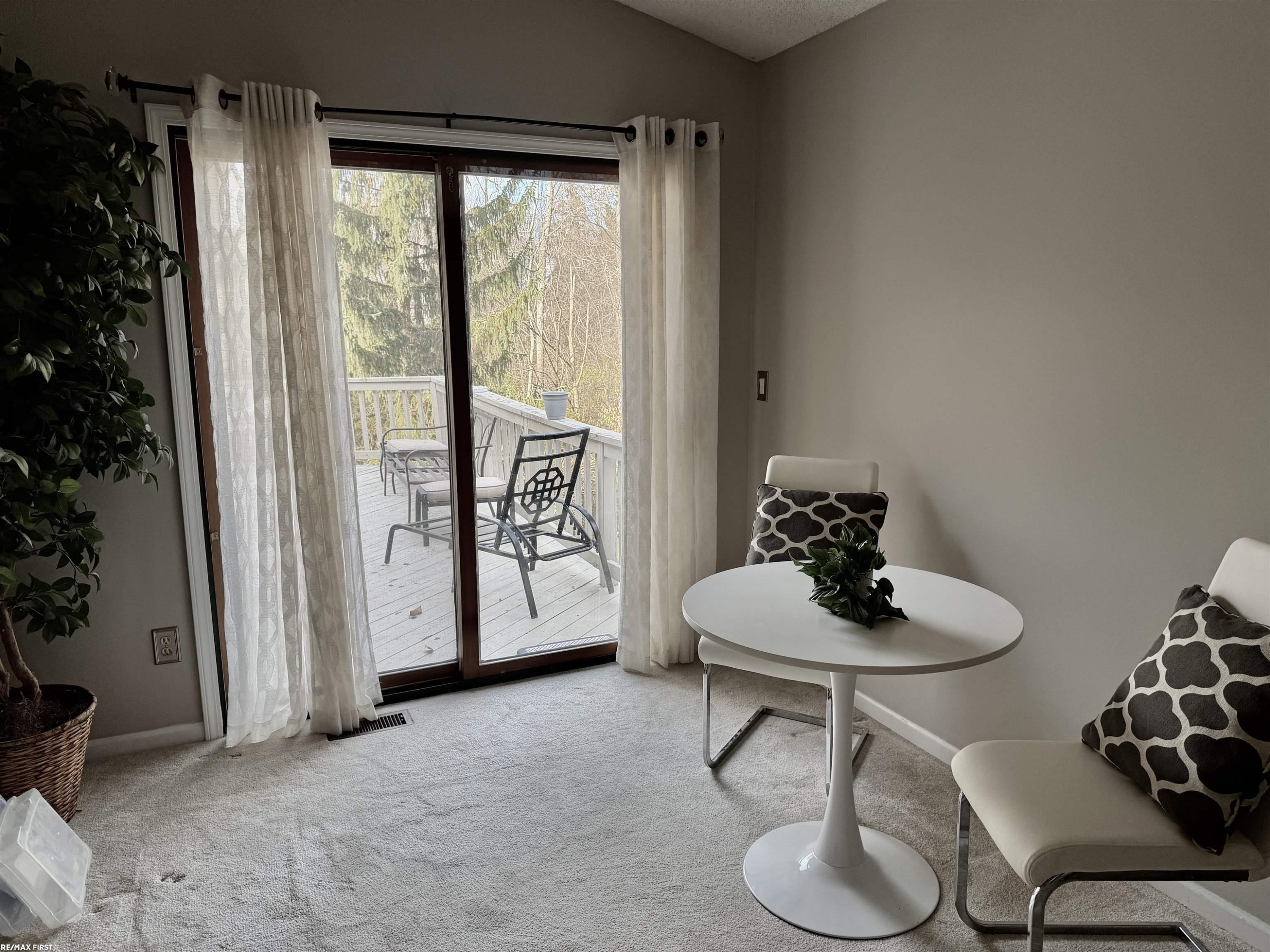 22200 River Ridge Trail Trail, MI 48335 — Photo 48