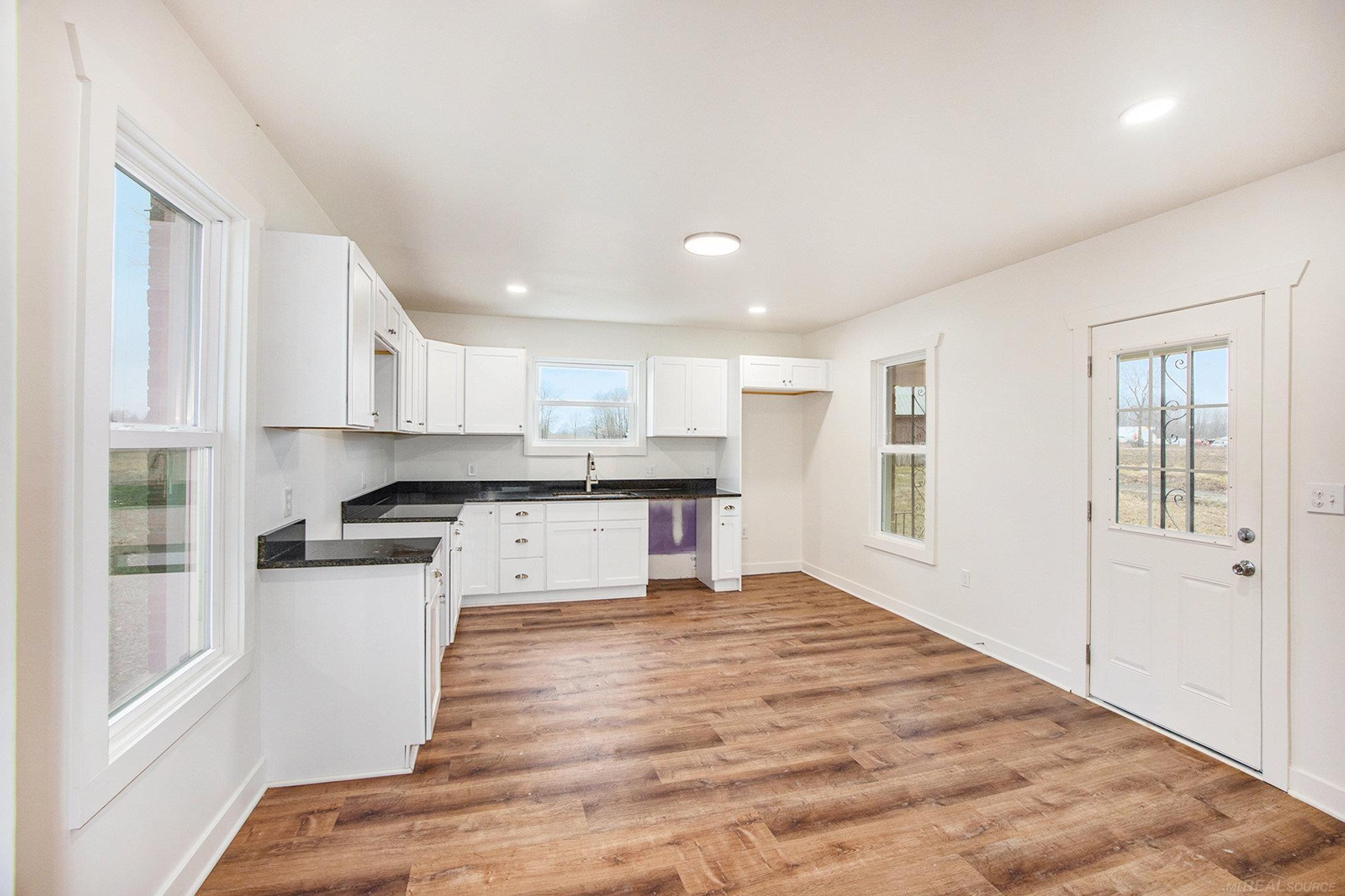 57291 Rosell Road, New Haven, MI 48048 — Photo 6