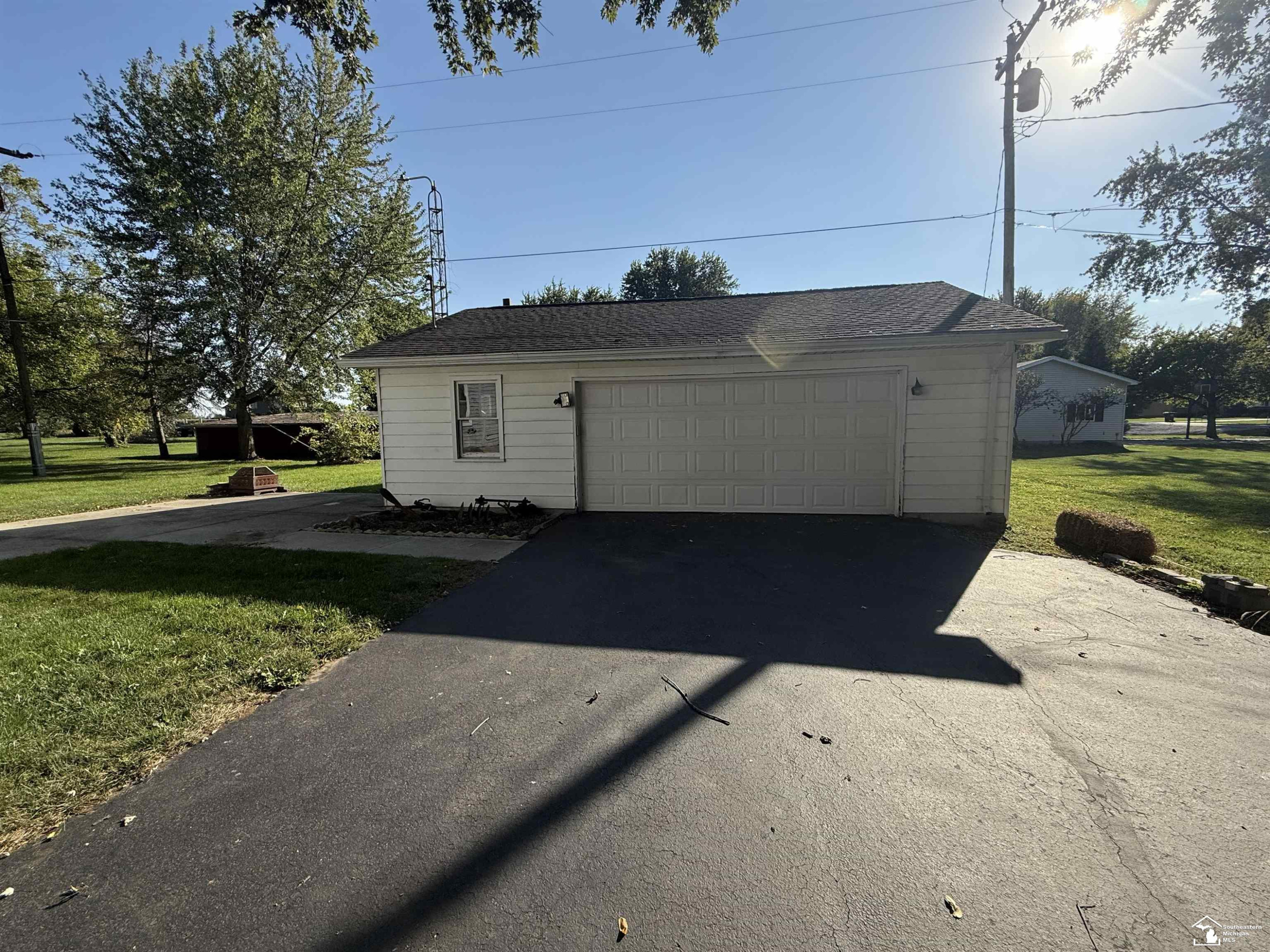 6349 Dixon Road, Monroe, MI 48161 — Photo 3