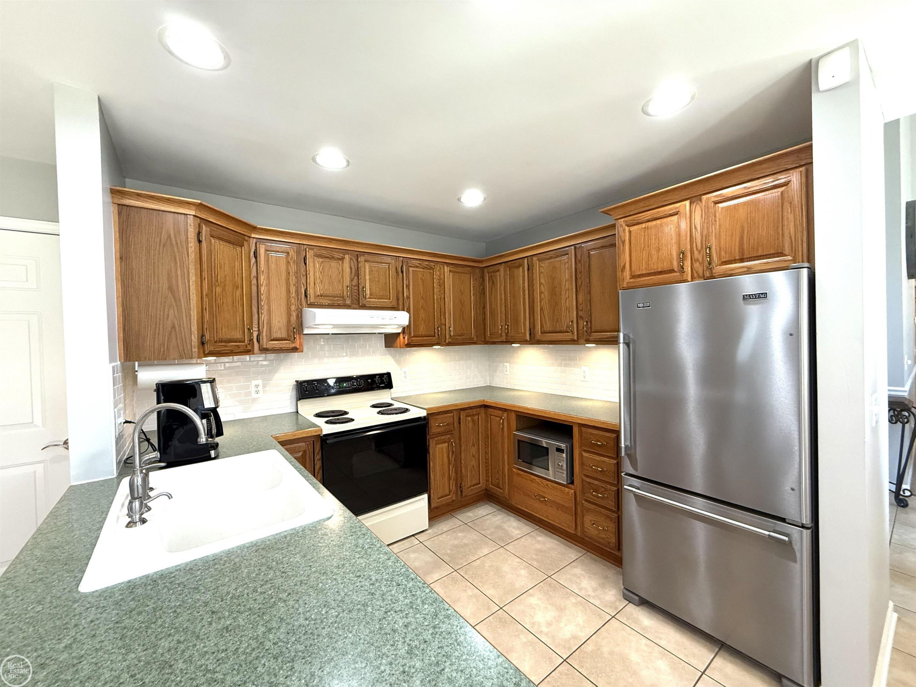 23720 Dayton Road, MI — Photo 24