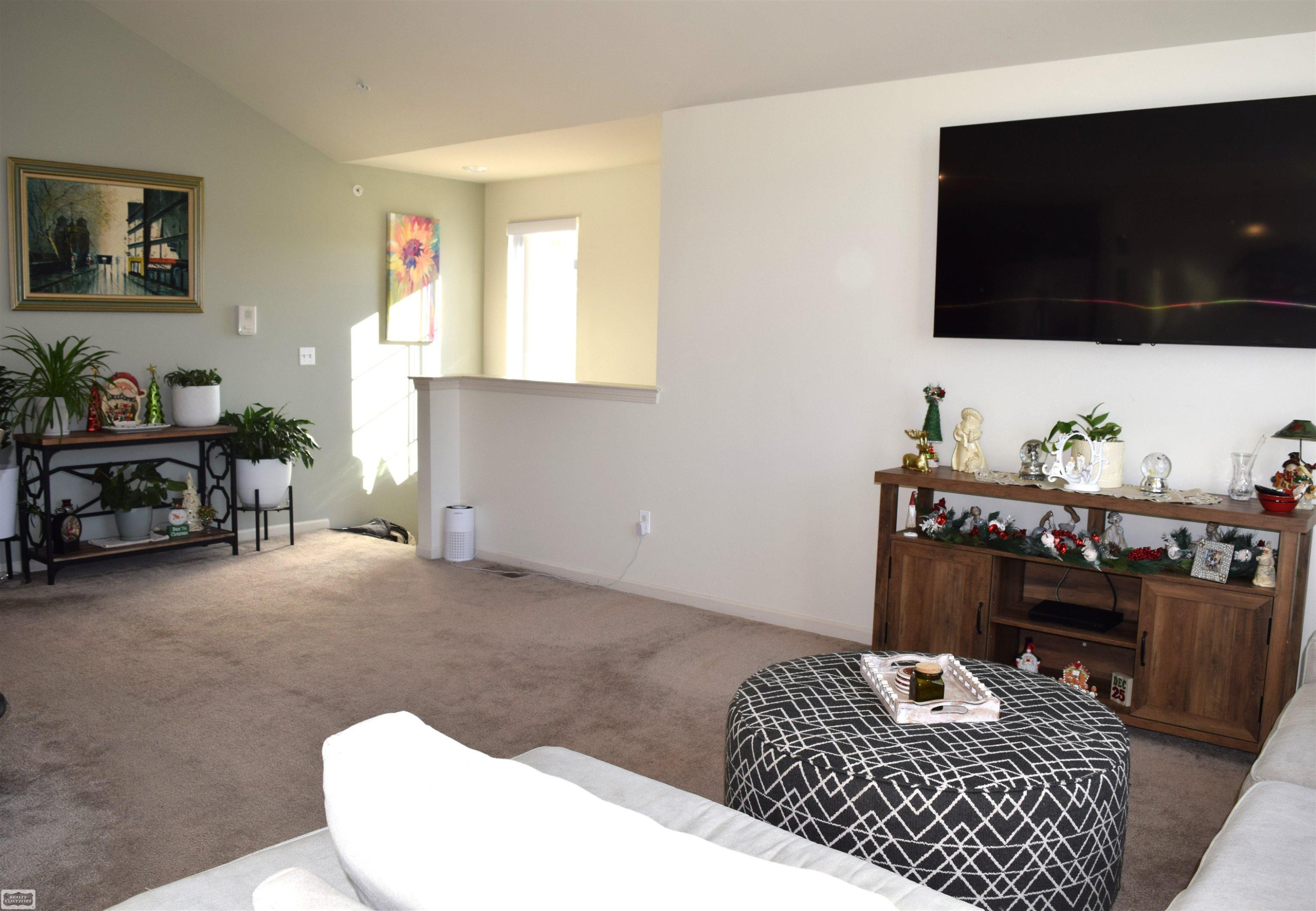 22053 Aberdeen Drive, MI 48042 — Photo 11