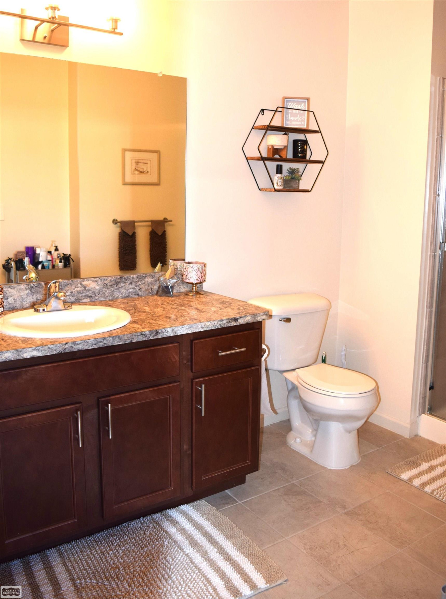 22053 Aberdeen Drive, MI 48042 — Photo 15