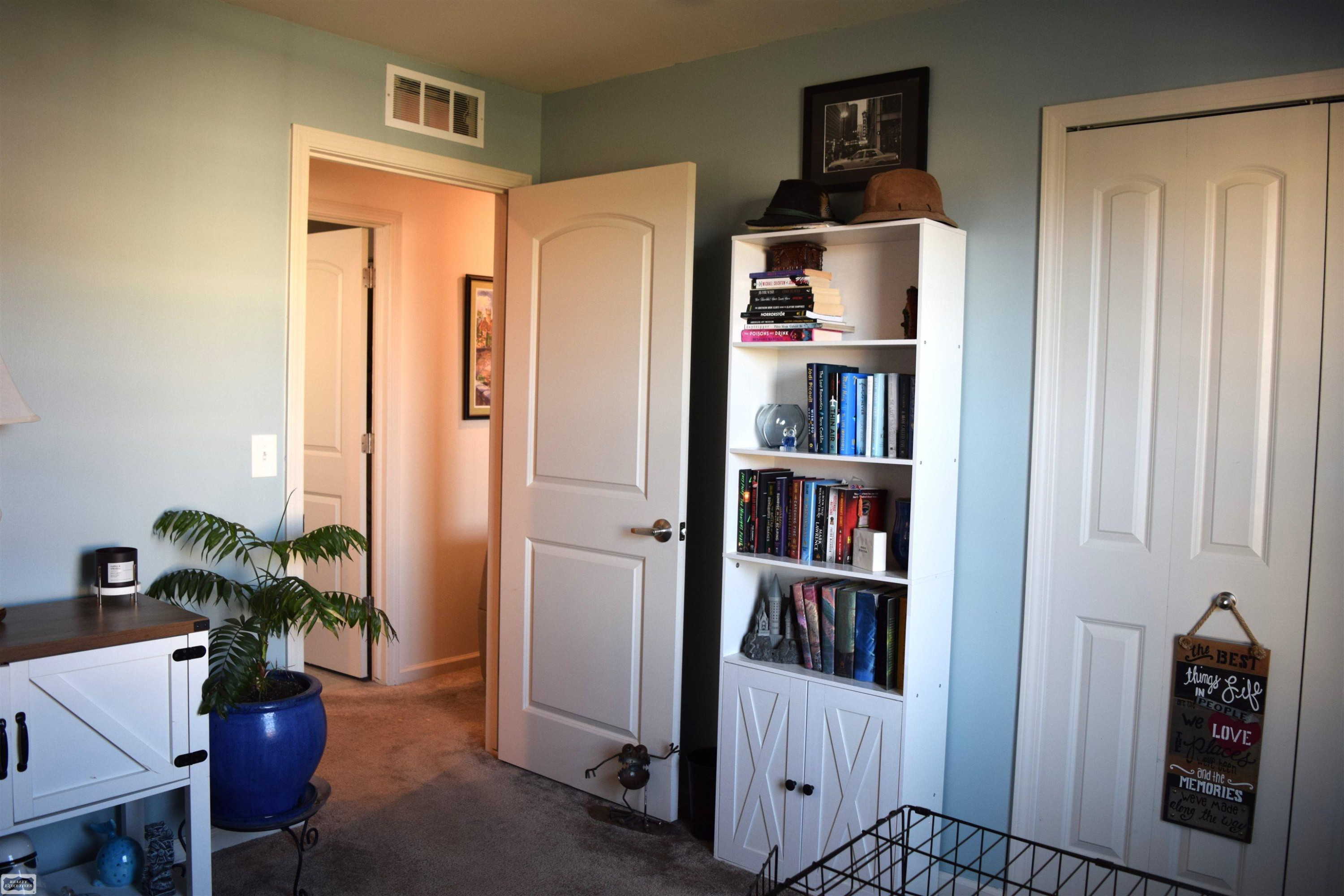 22053 Aberdeen Drive, MI 48042 — Photo 20