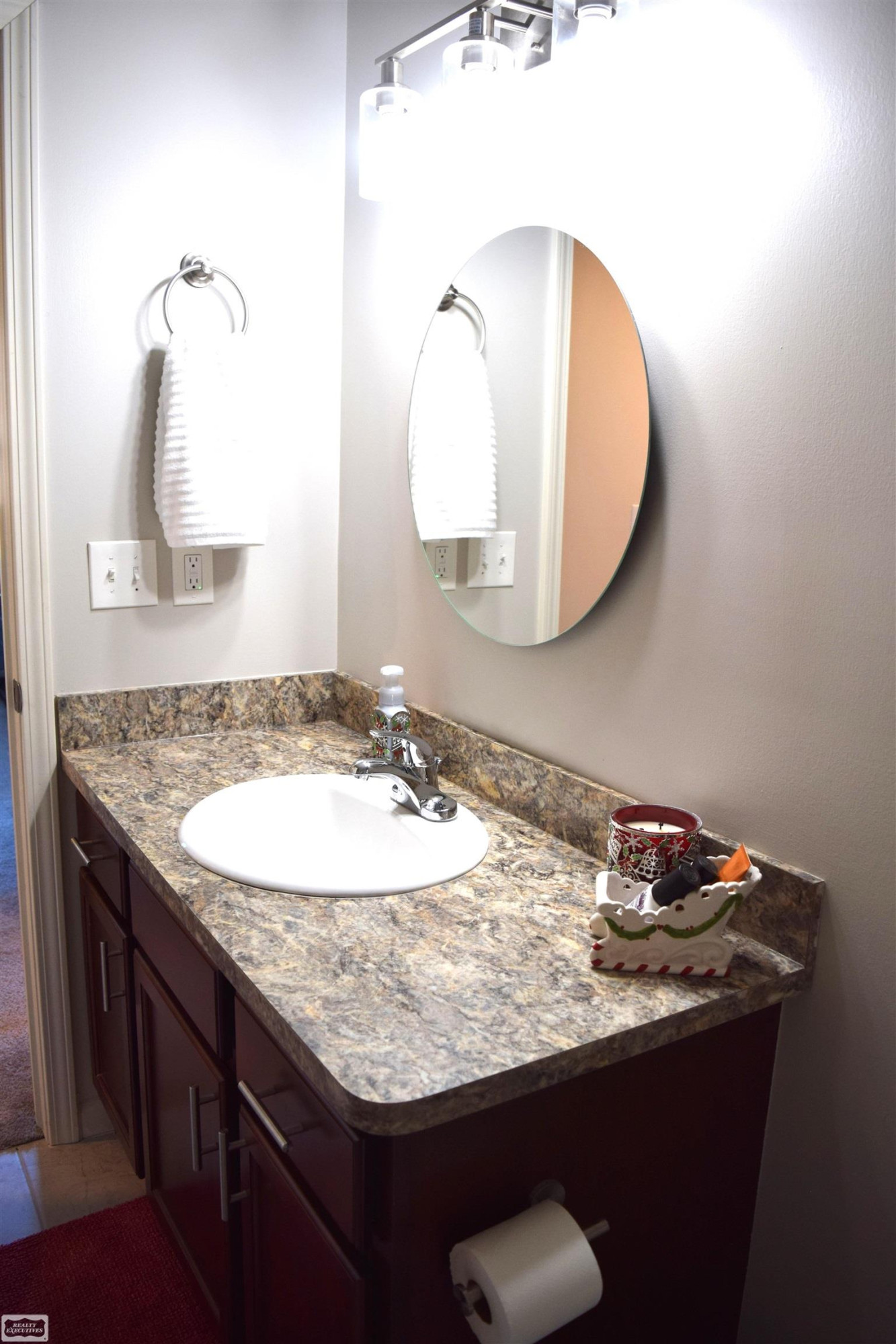 22053 Aberdeen Drive, MI 48042 — Photo 22