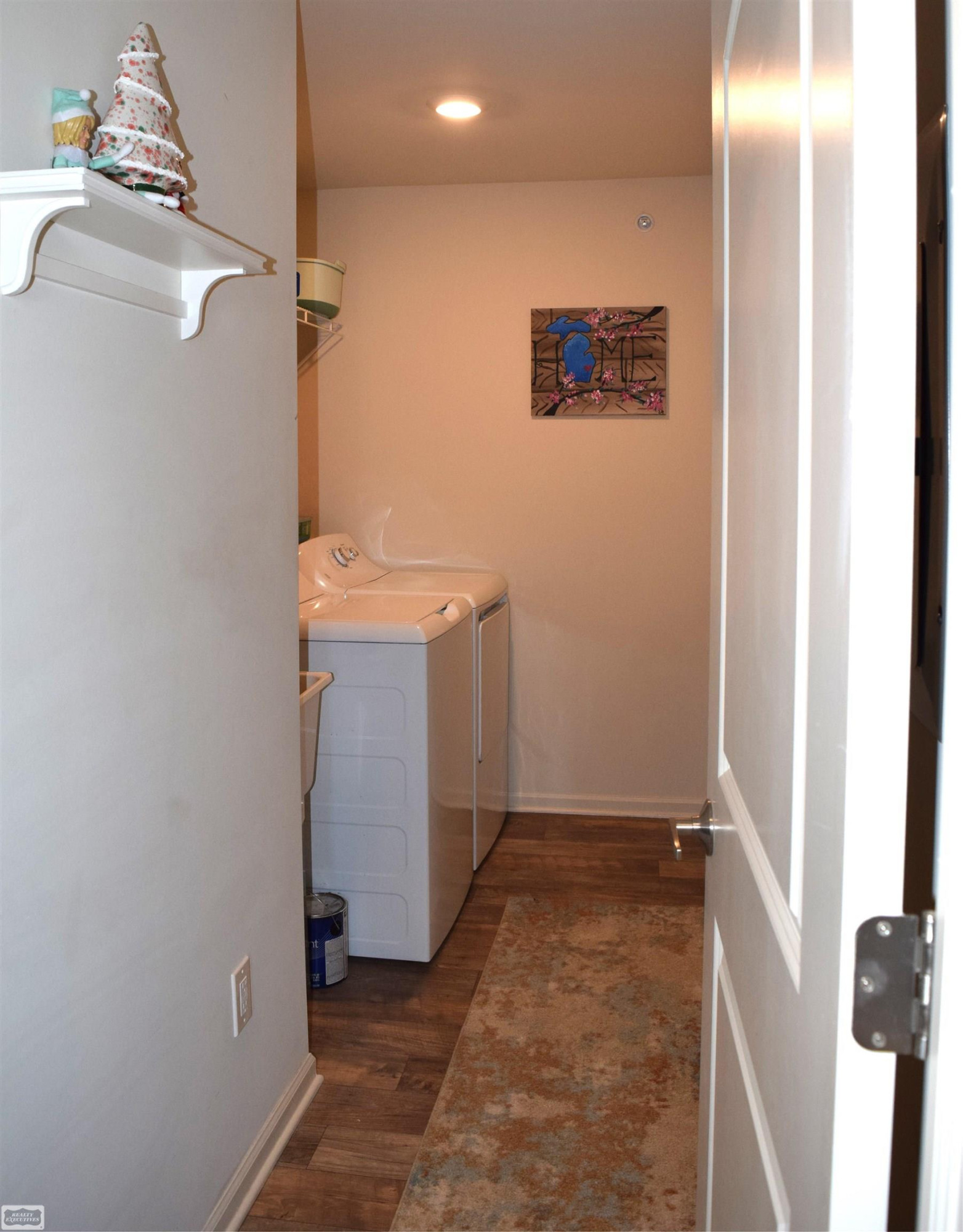 22053 Aberdeen Drive, MI 48042 — Photo 23