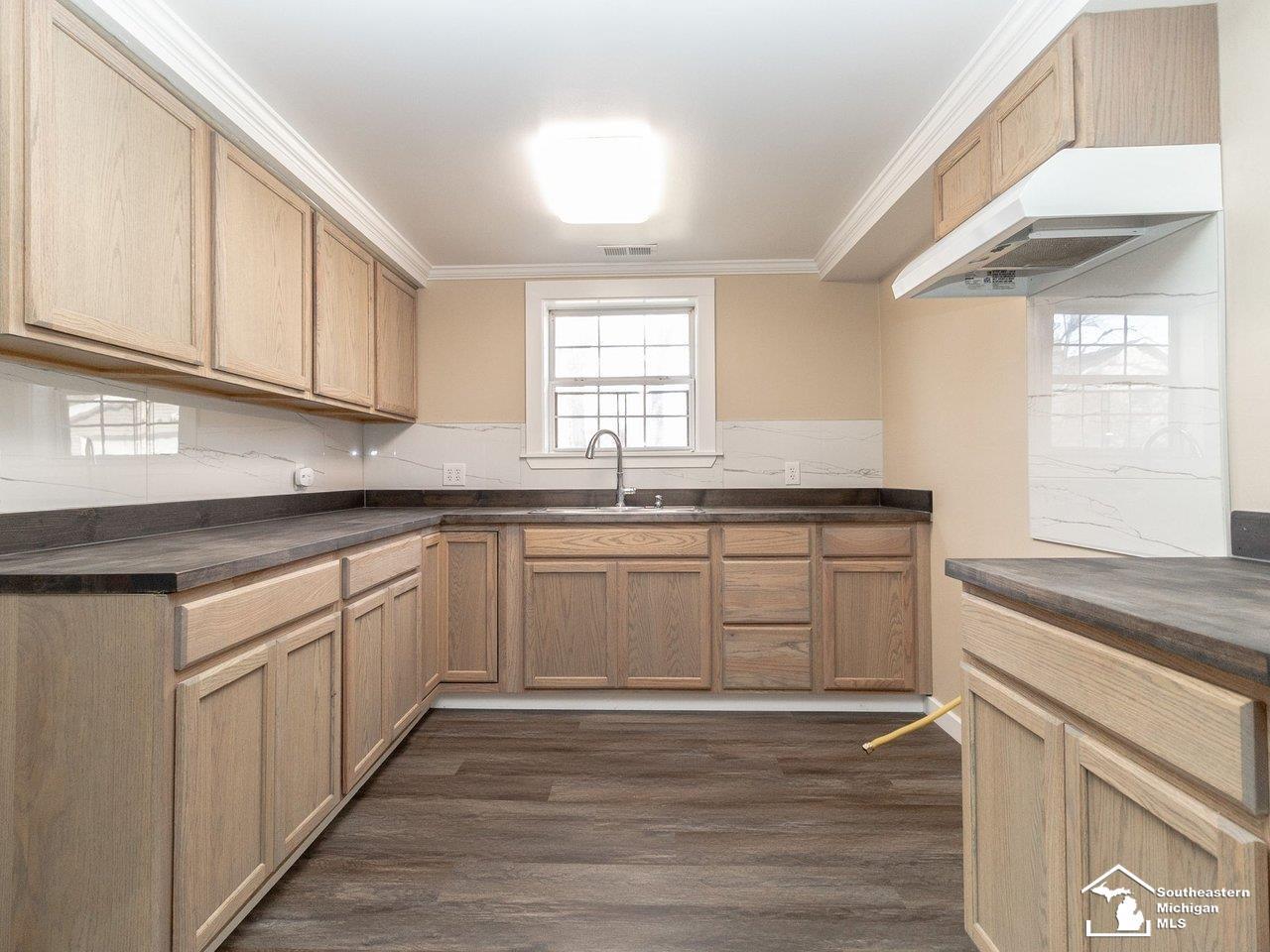 155 Virginia Street, Carleton, MI 48117 — Photo 12