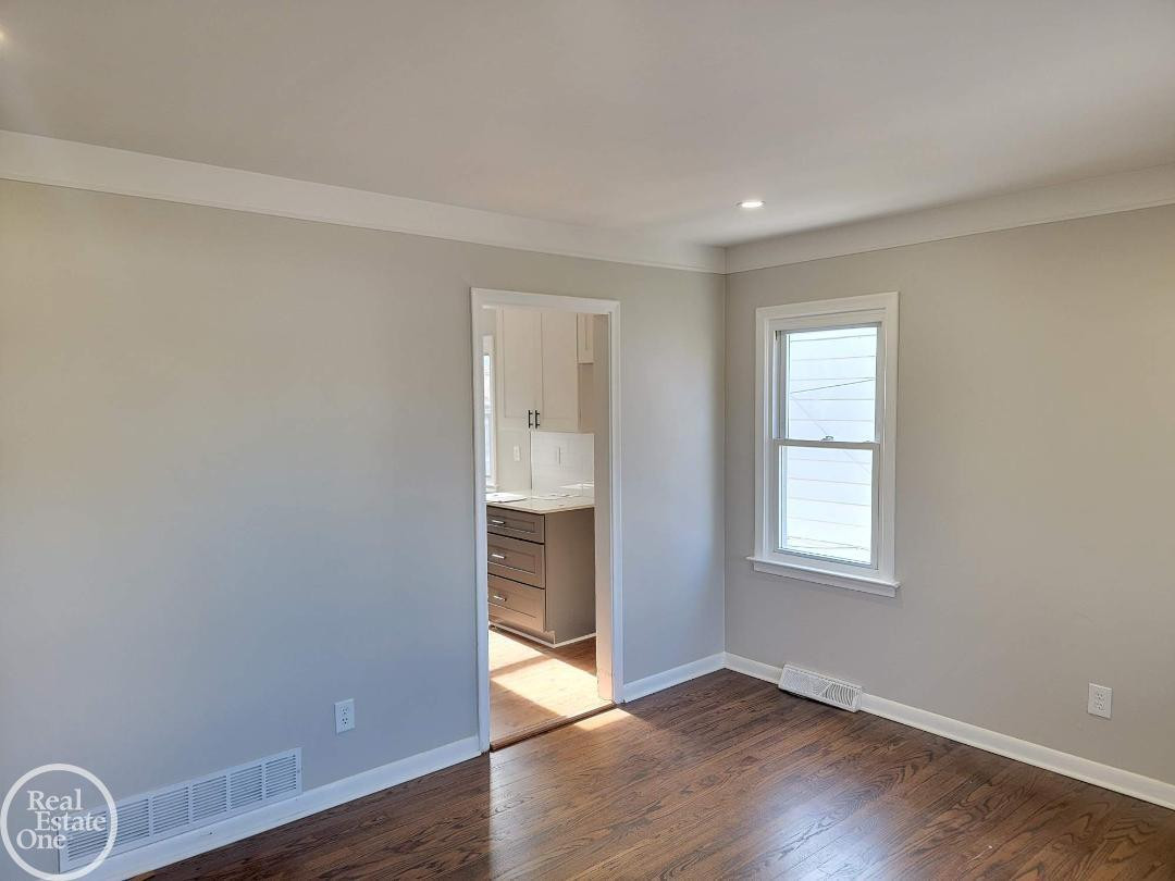 7212 Hupp Avenue, Warren, MI 48091 — Photo 7